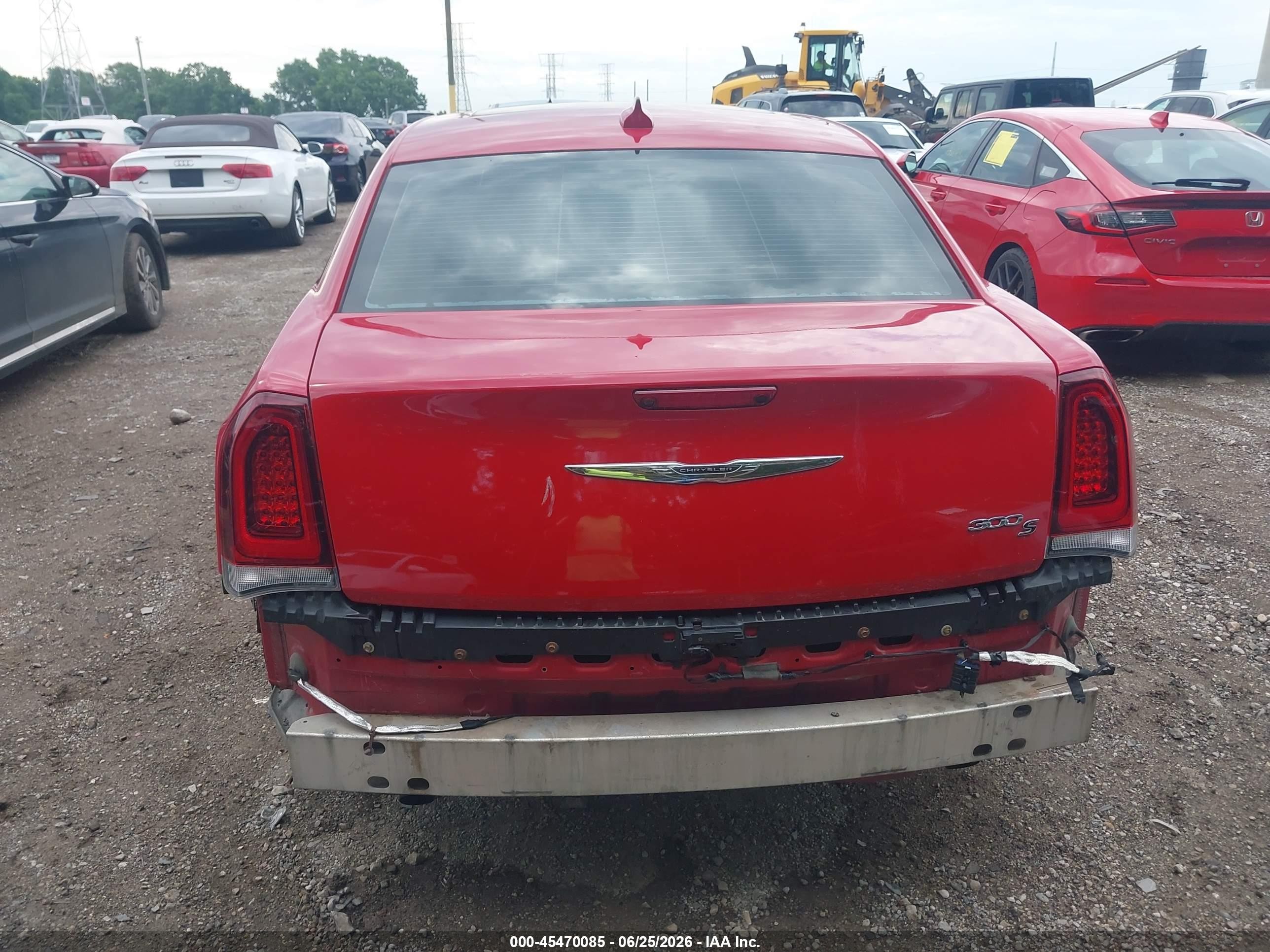 2015 Chrysler 300 300s Red vin: 2C3CCABGXFH903964
