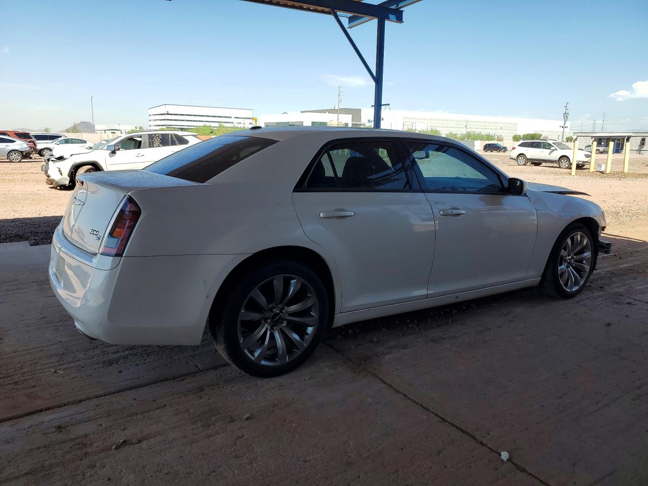 2014 Chrysler 300 S White vin: 2C3CCABT0EH346946