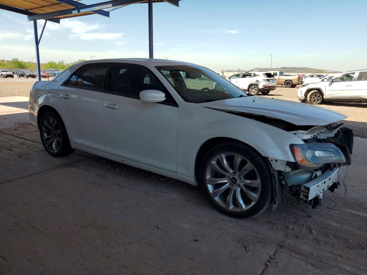 2014 Chrysler 300 S White vin: 2C3CCABT0EH346946