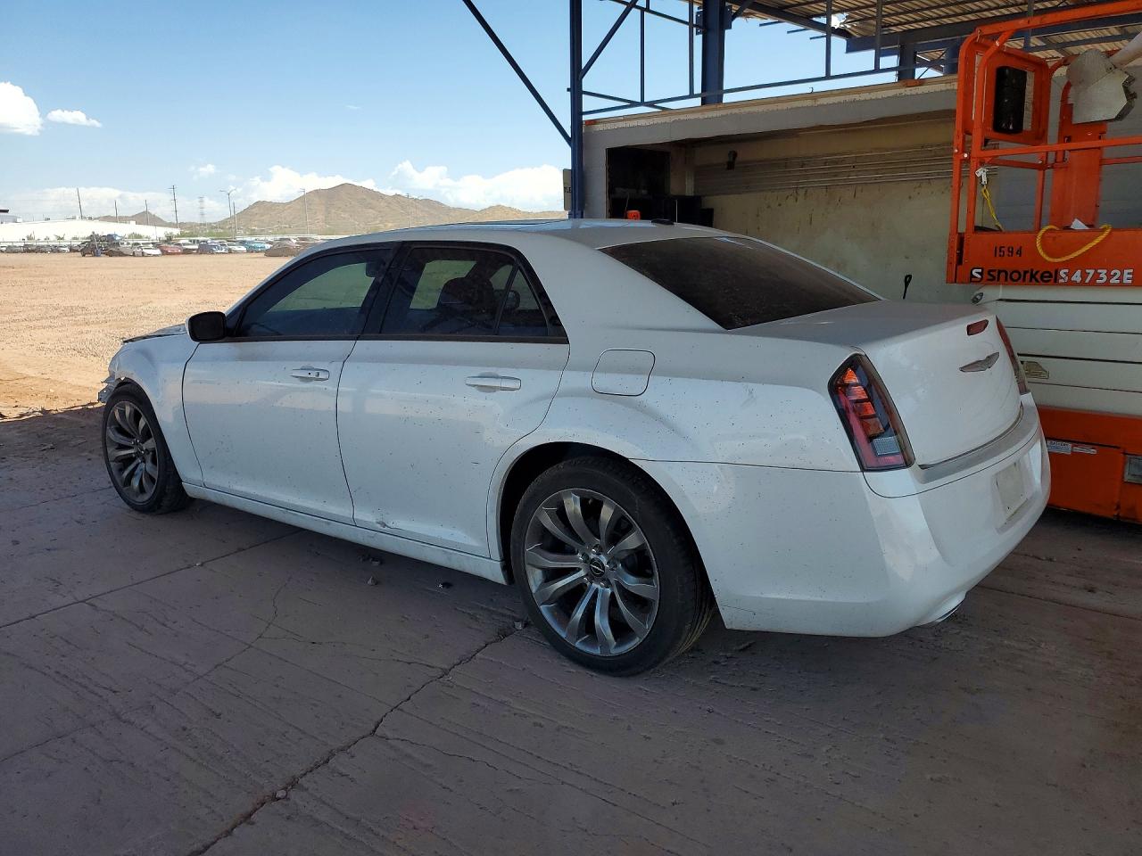 2014 Chrysler 300 S White vin: 2C3CCABT0EH346946