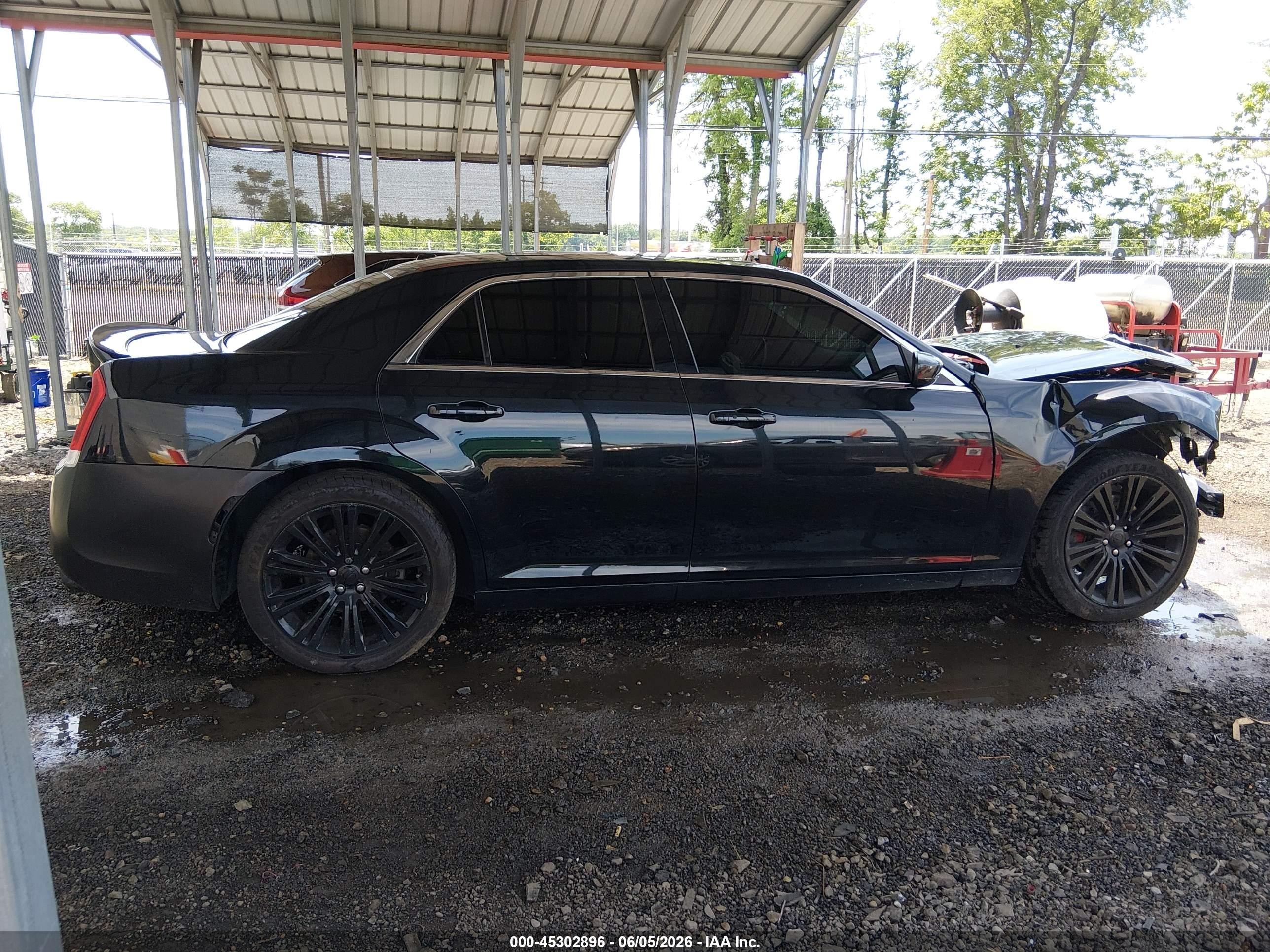 2013 Chrysler 300 300s Black vin: 2C3CCABT8DH644224