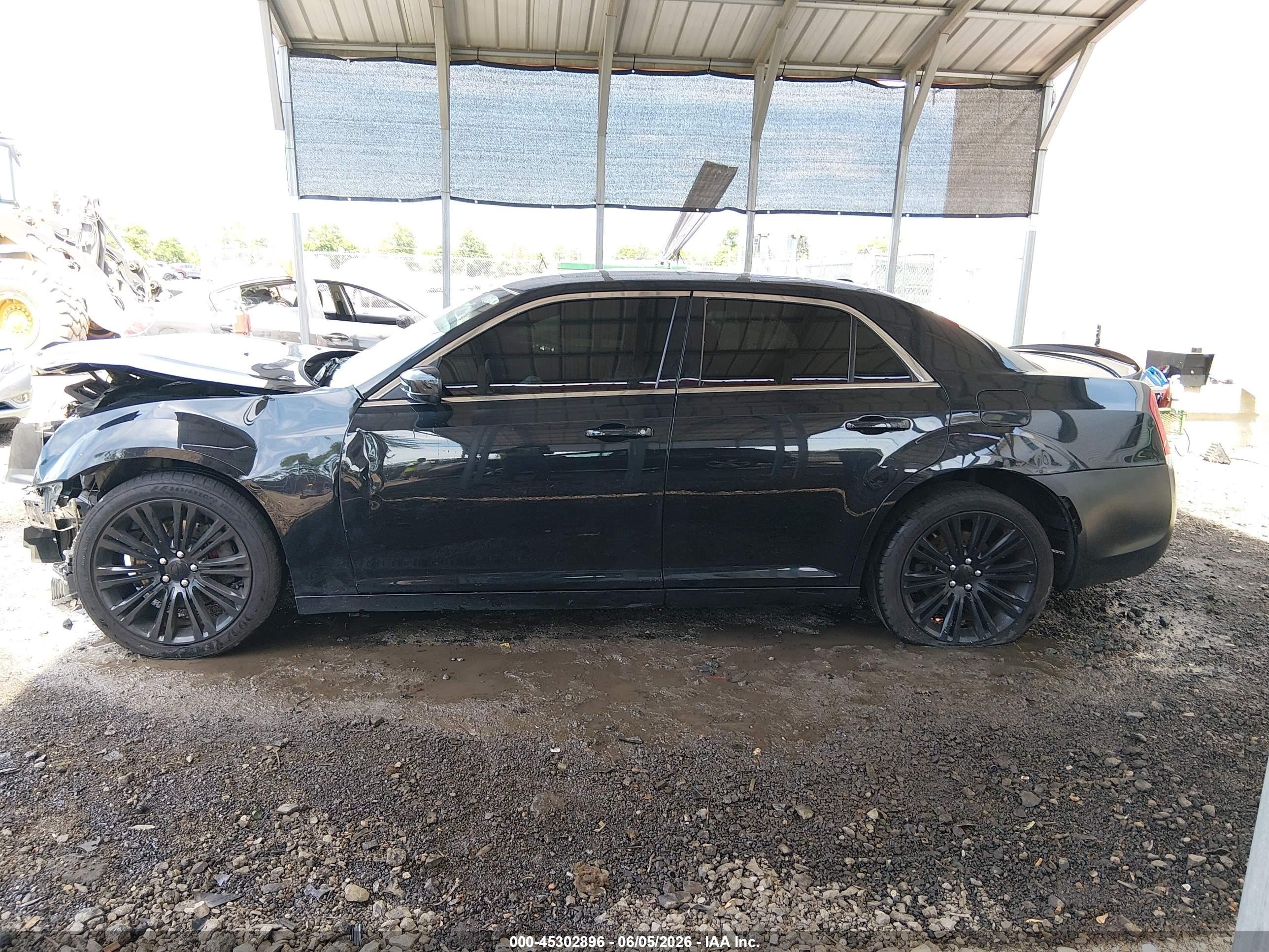 2013 Chrysler 300 300s Black vin: 2C3CCABT8DH644224