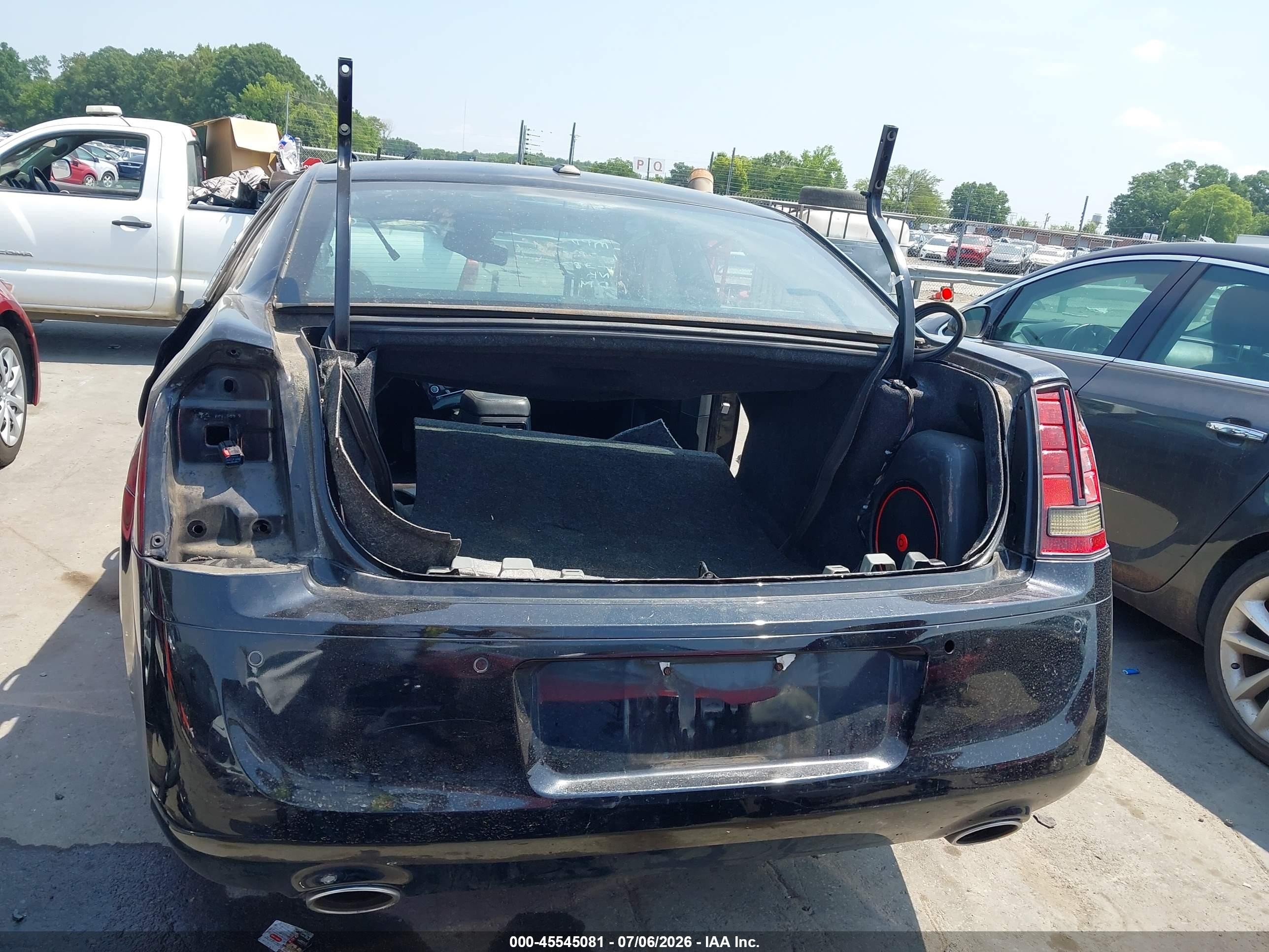 2014 Chrysler 300   Black vin: 2C3CCABT8EH303830