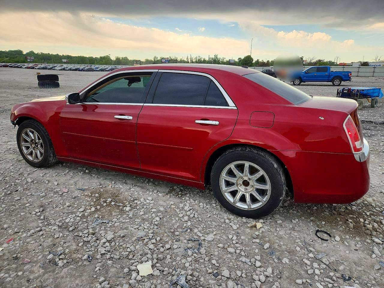 2012 Chrysler 300 Limited Red vin: 2C3CCACG2CH213121