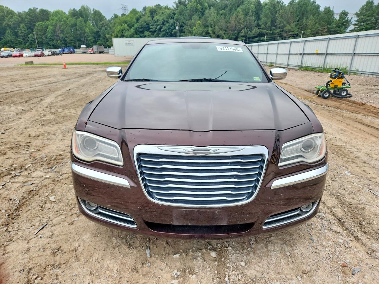 2012 Chrysler 300 Limited Коричневый vin: 2C3CCACG2CH223793