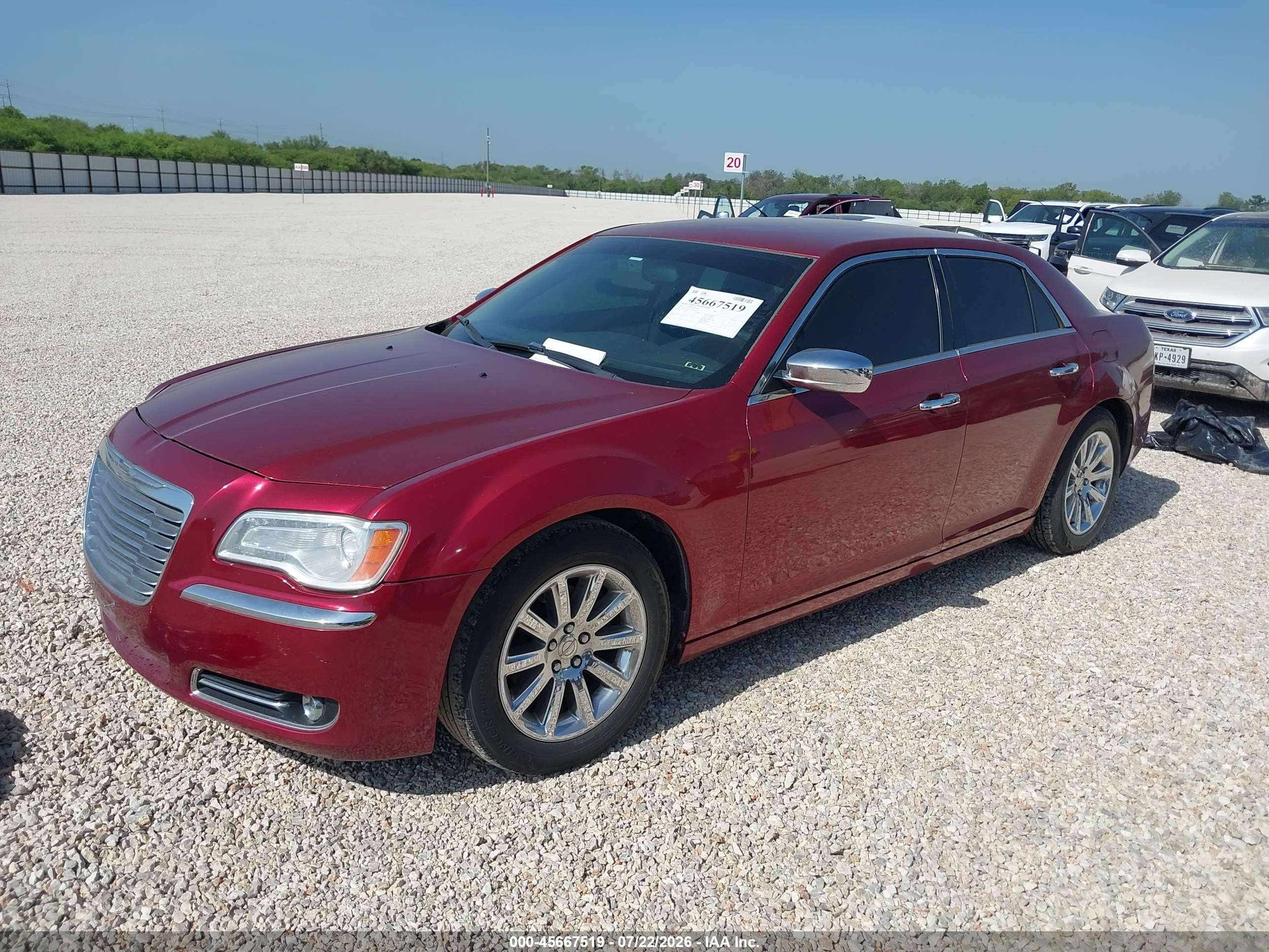 2012 Chrysler 300 Limited Red vin: 2C3CCACG3CH243163