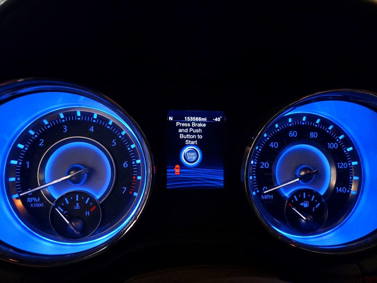 2012 Chrysler 300 Limited Темно-бордовый vin: 2C3CCACG4CH179652