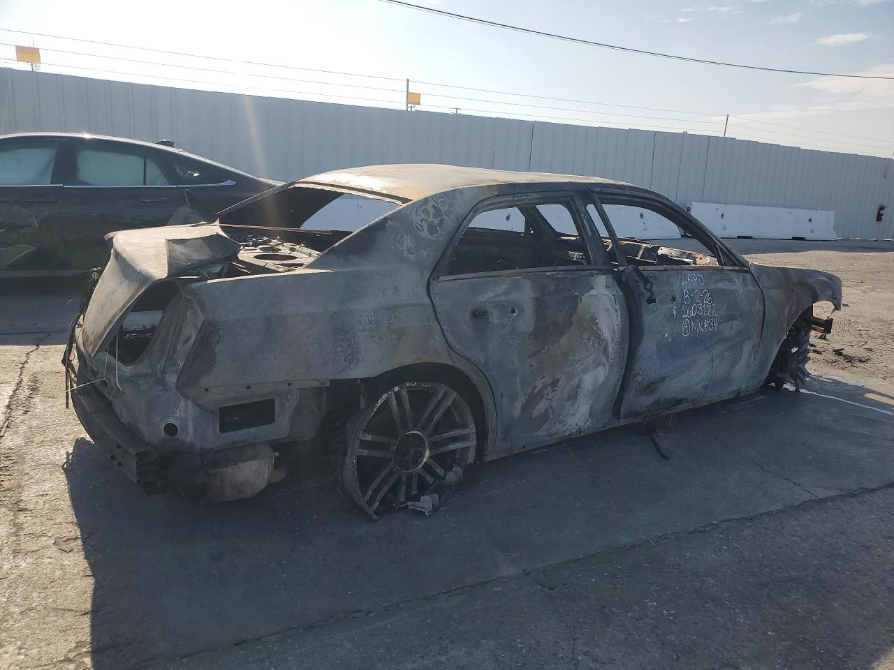 2012 Chrysler 300 Limited Burn vin: 2C3CCACG4CH308697