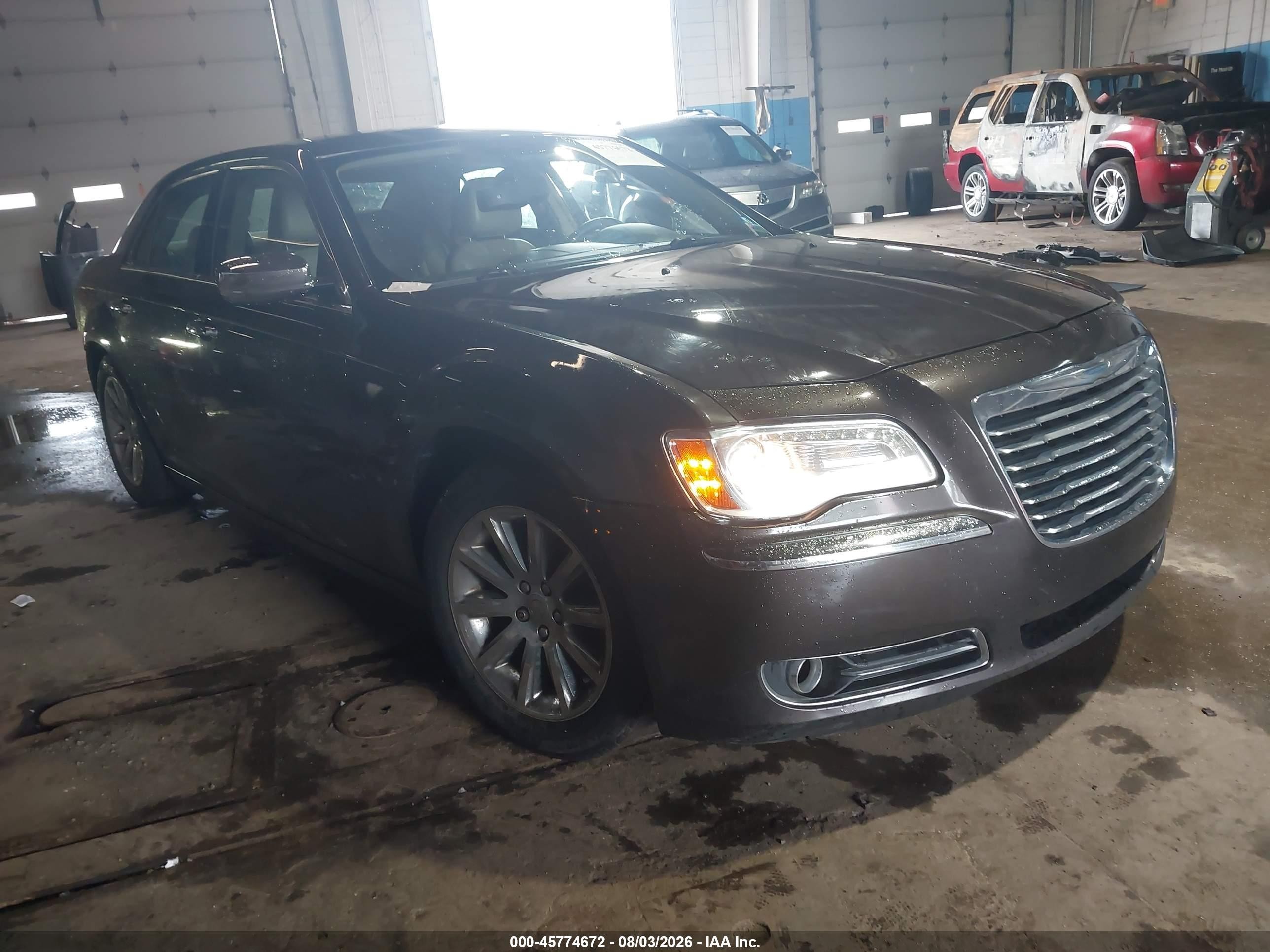 2012 Chrysler 300 Limited Brown vin: 2C3CCACG5CH138950