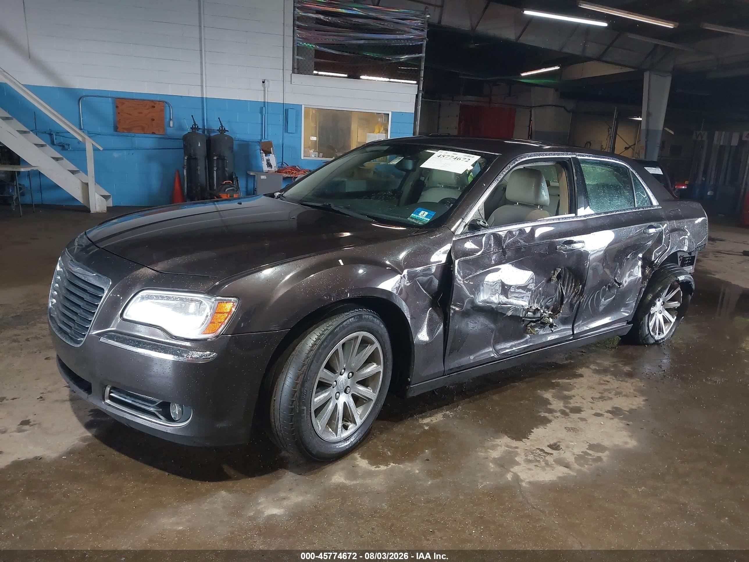 2012 Chrysler 300 Limited Brown vin: 2C3CCACG5CH138950