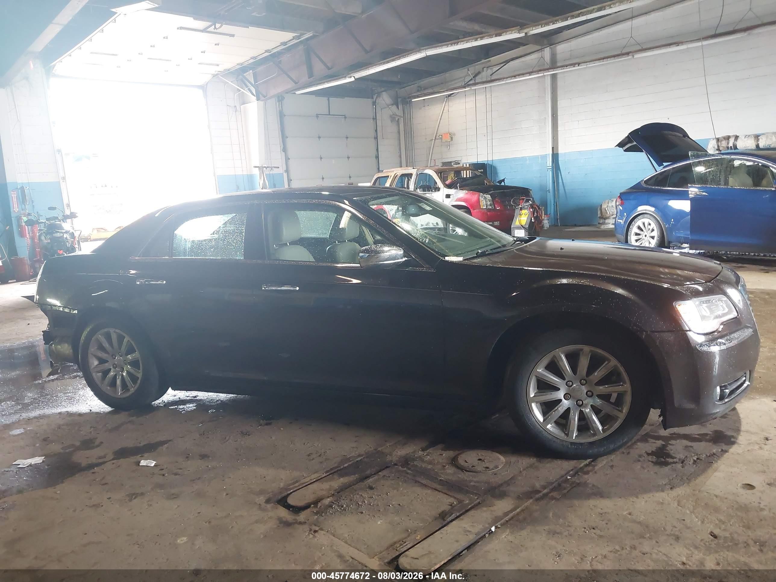 2012 Chrysler 300 Limited Brown vin: 2C3CCACG5CH138950