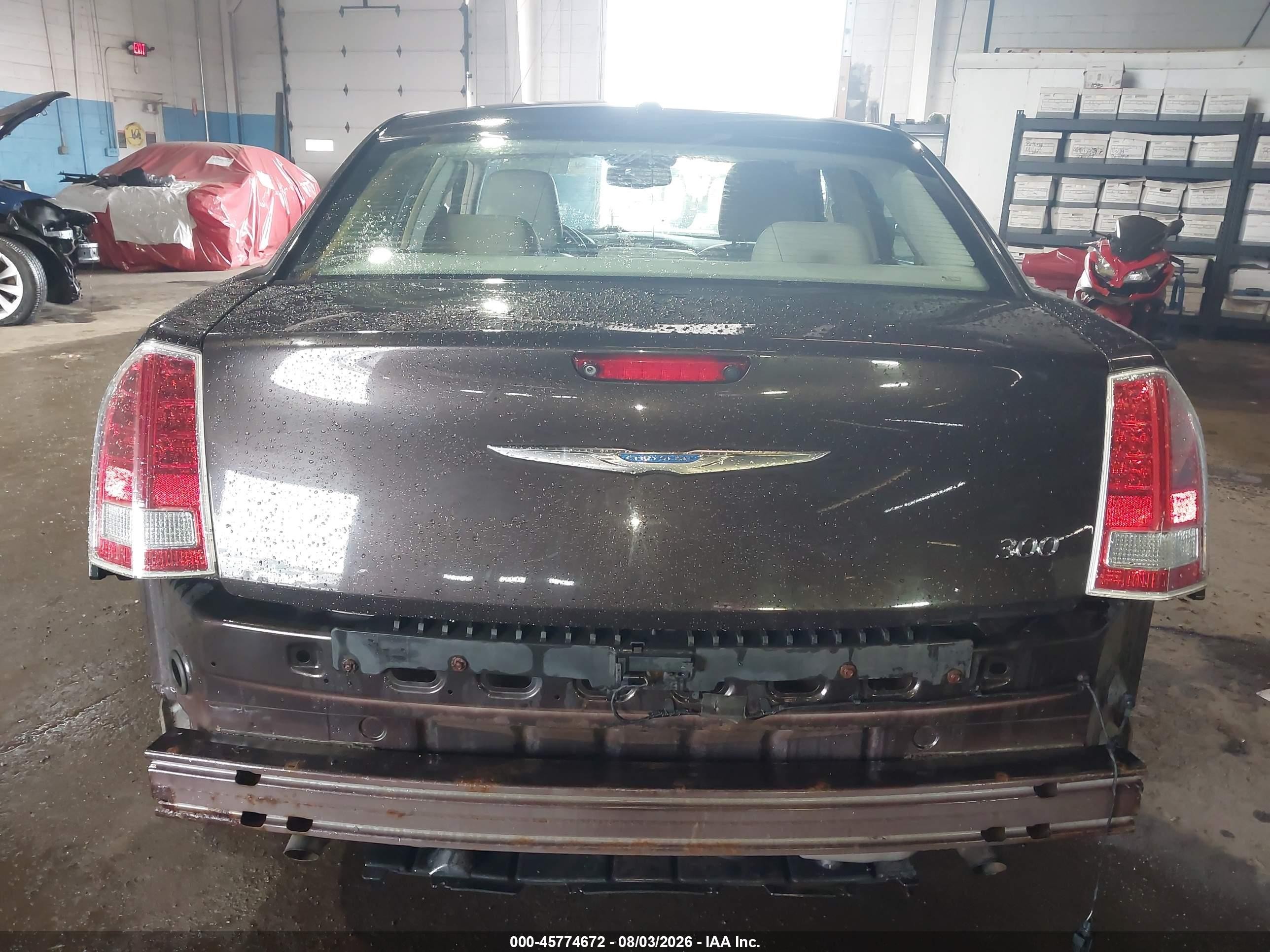 2012 Chrysler 300 Limited Brown vin: 2C3CCACG5CH138950