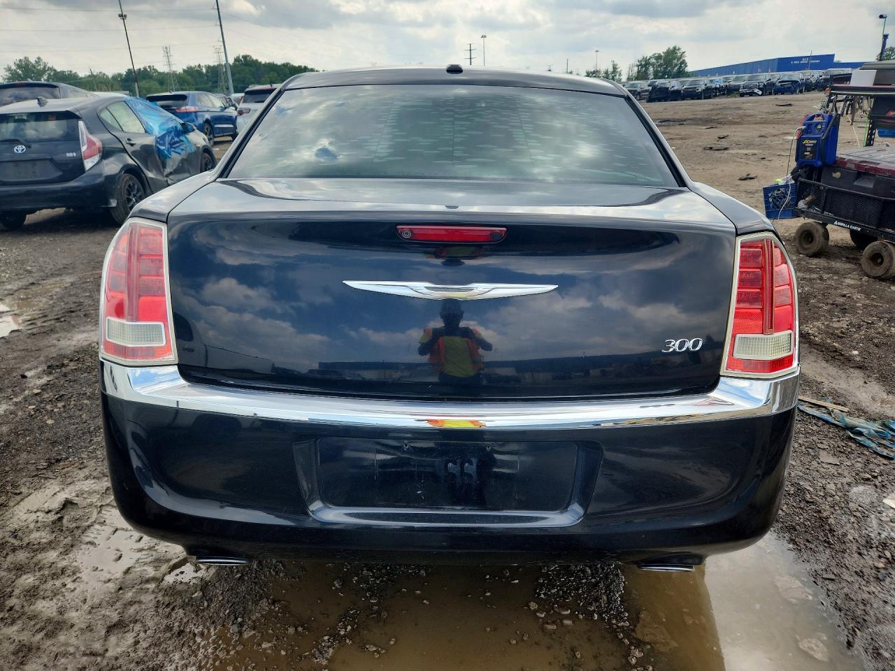 2012 Chrysler 300 Limited Black vin: 2C3CCACG6CH115550