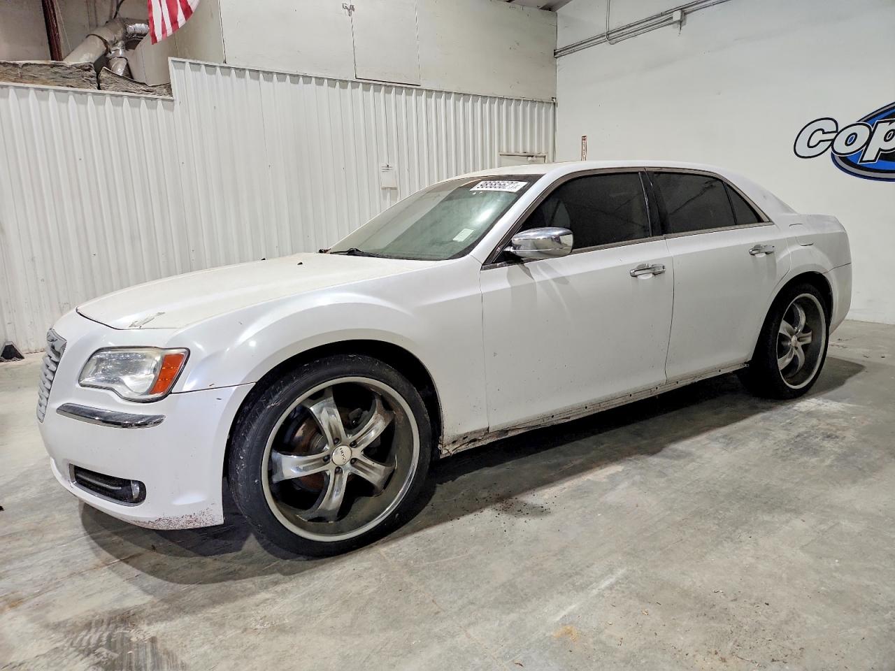 2012 Chrysler 300 Limited White vin: 2C3CCACG7CH115489