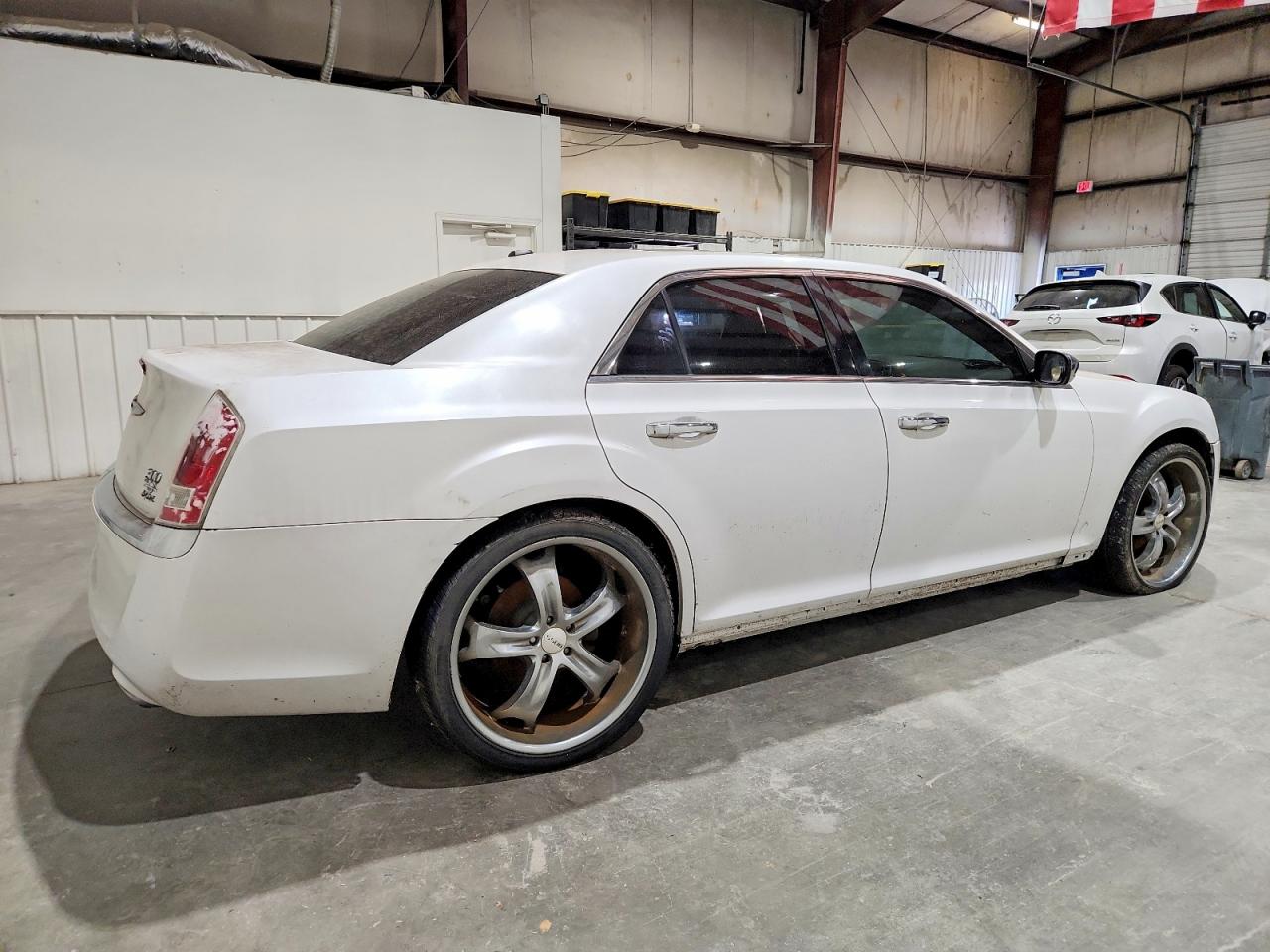2012 Chrysler 300 Limited White vin: 2C3CCACG7CH115489