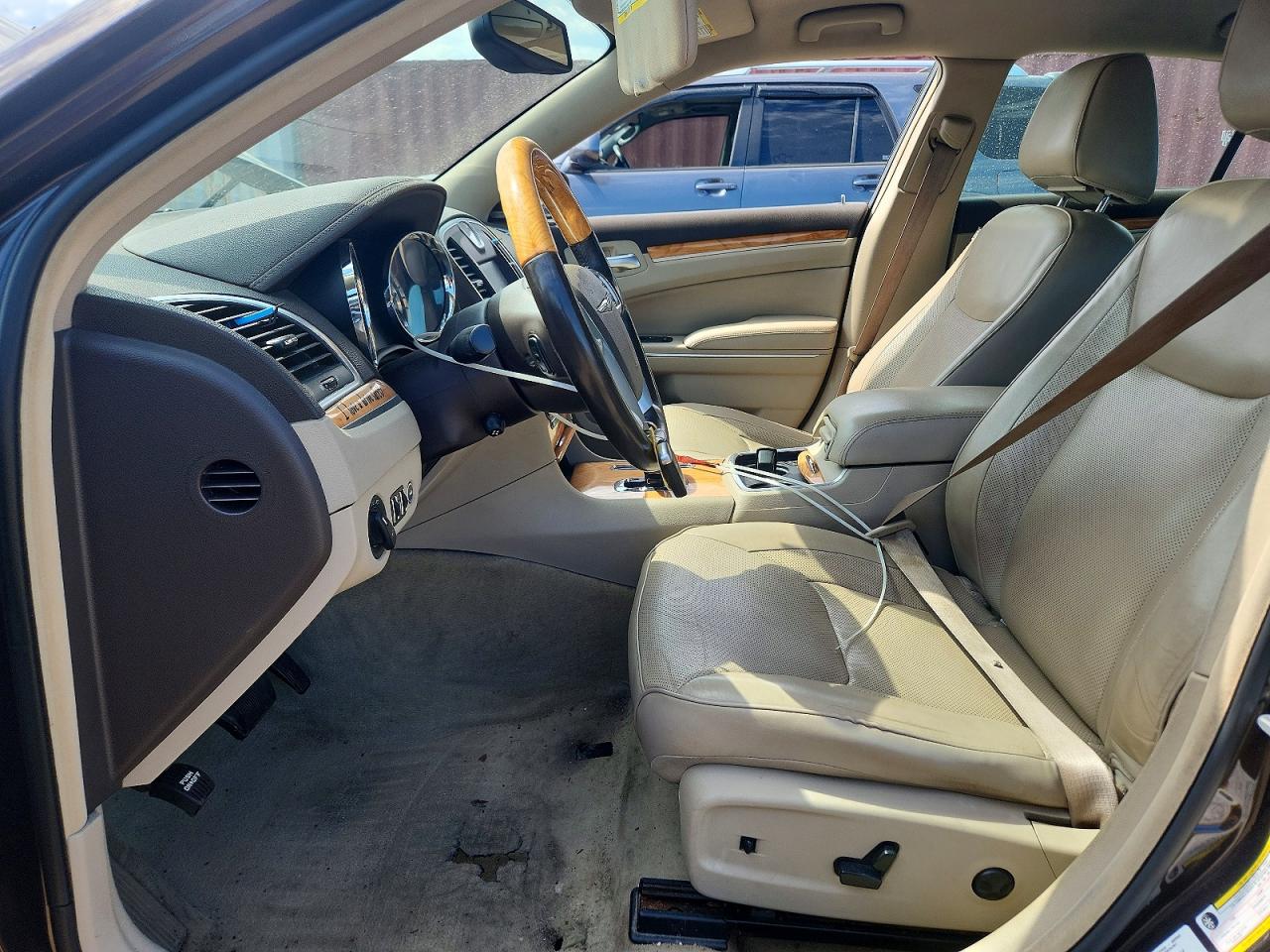 2012 Chrysler 300 Limited Brown vin: 2C3CCACG7CH229427