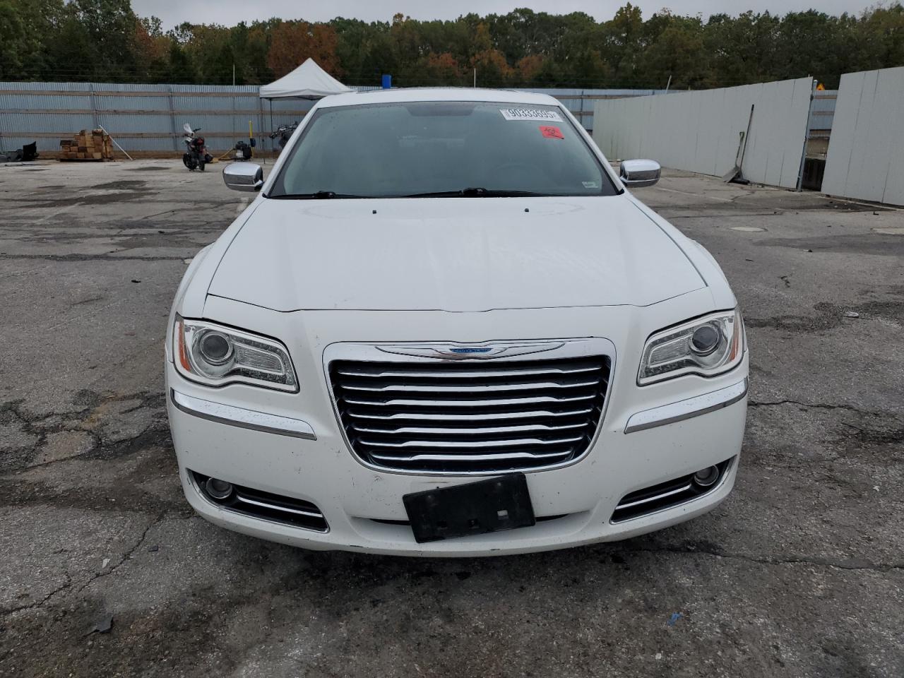2012 Chrysler 300 Limited White vin: 2C3CCACG7CH274366