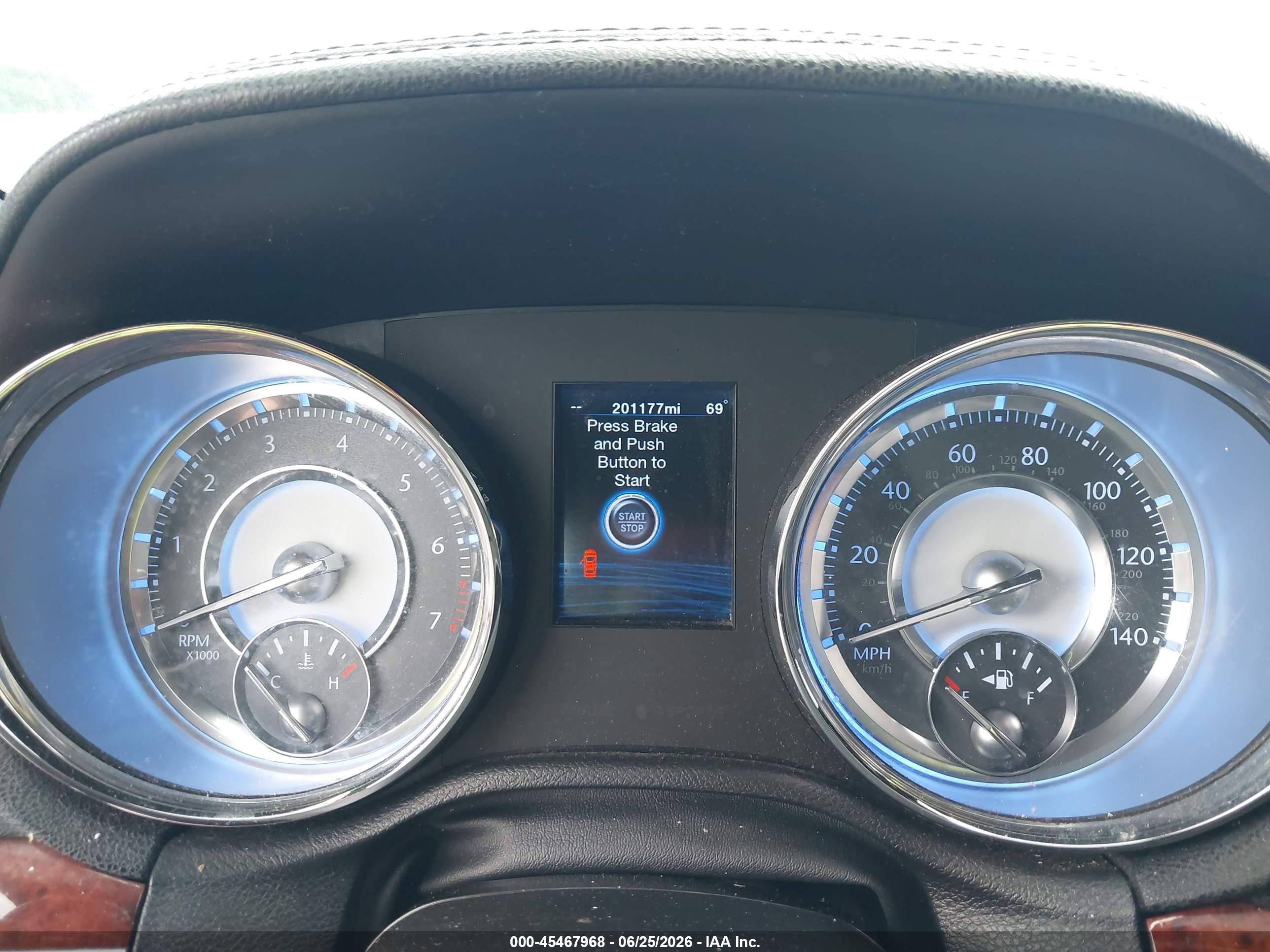 2012 Chrysler 300 Limited Silver vin: 2C3CCACG8CH113329