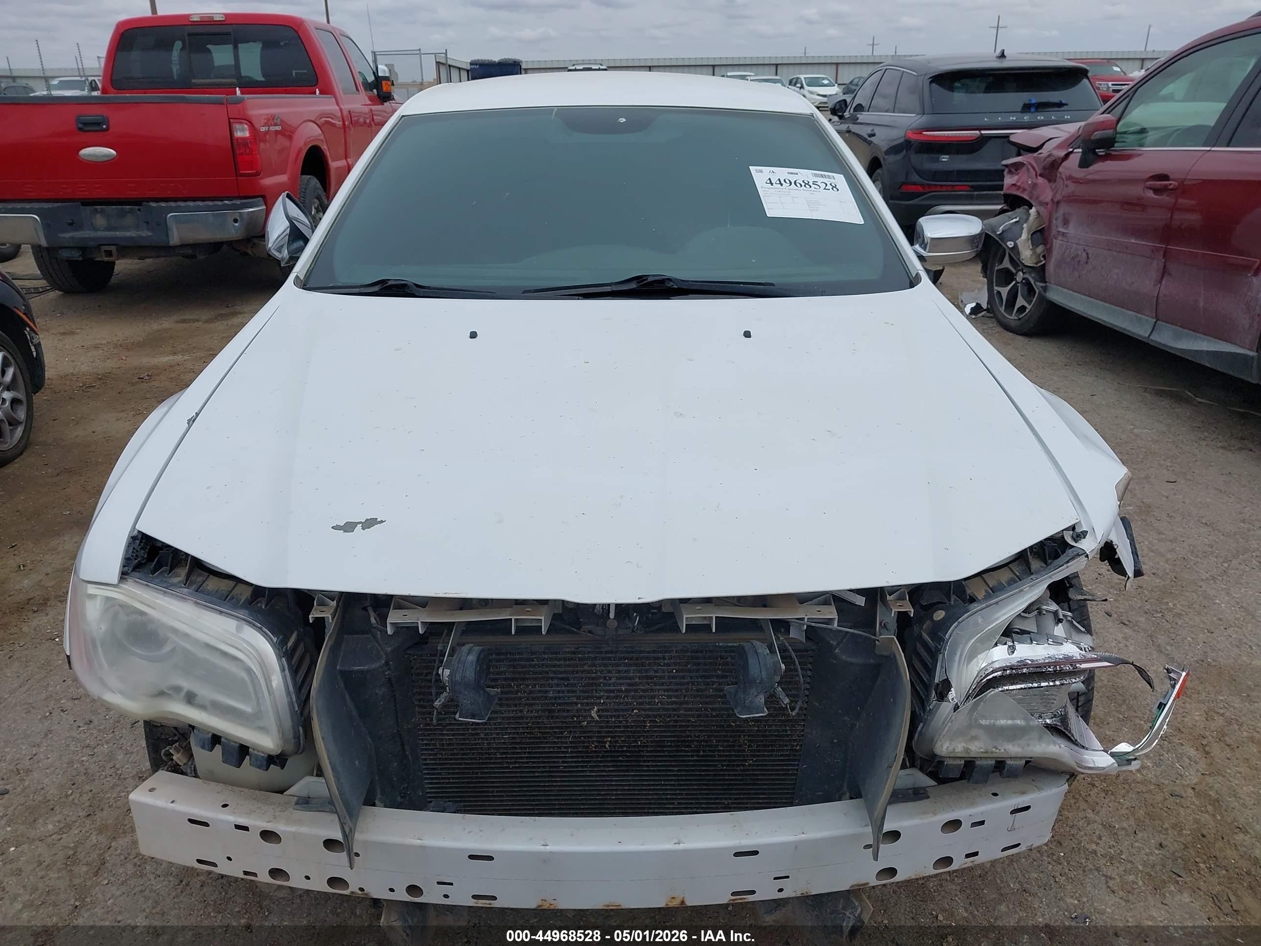 2012 Chrysler 300 Limited White vin: 2C3CCACG8CH192873