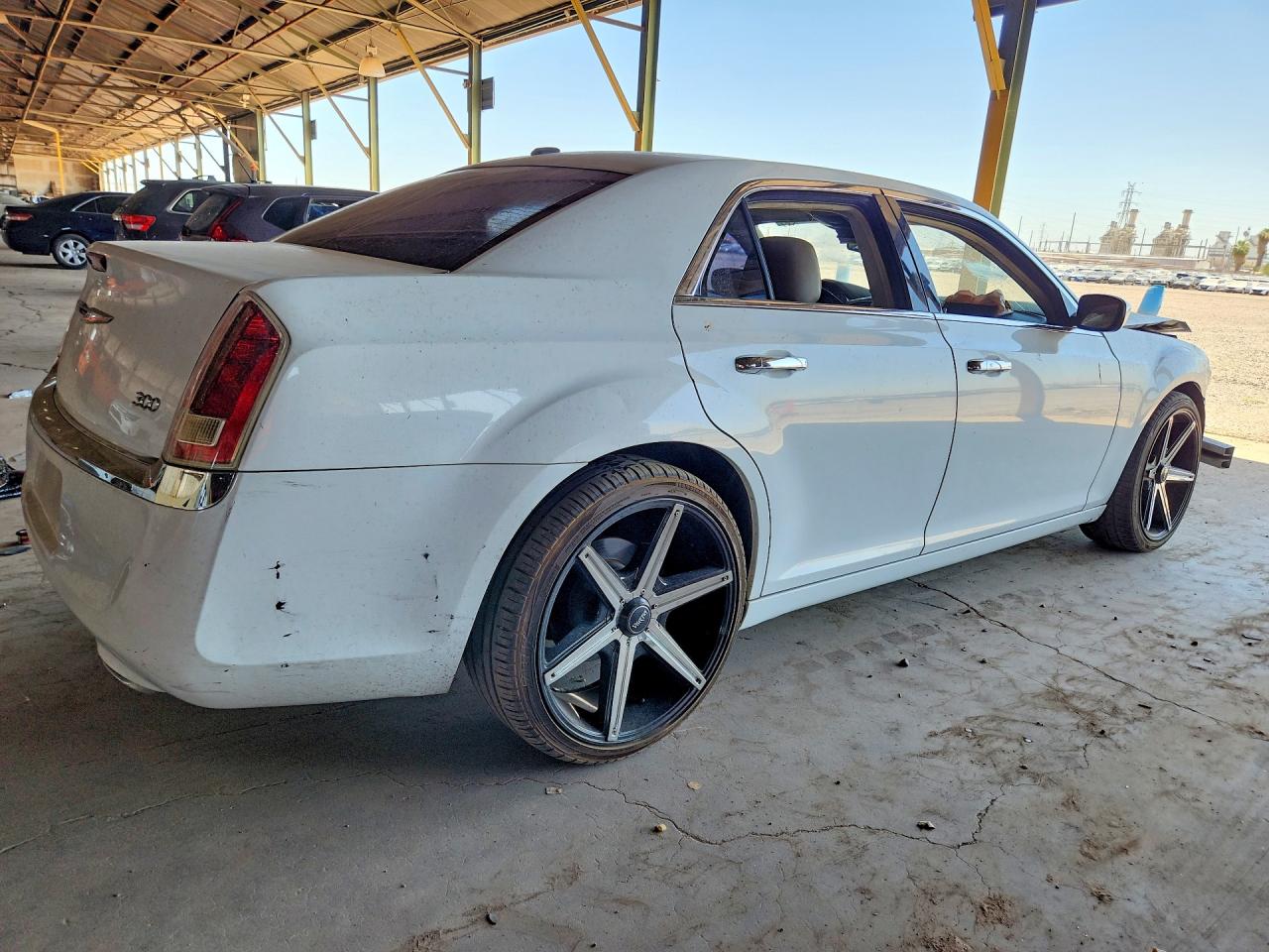 2012 Chrysler 300 Limited White vin: 2C3CCACG8CH204200