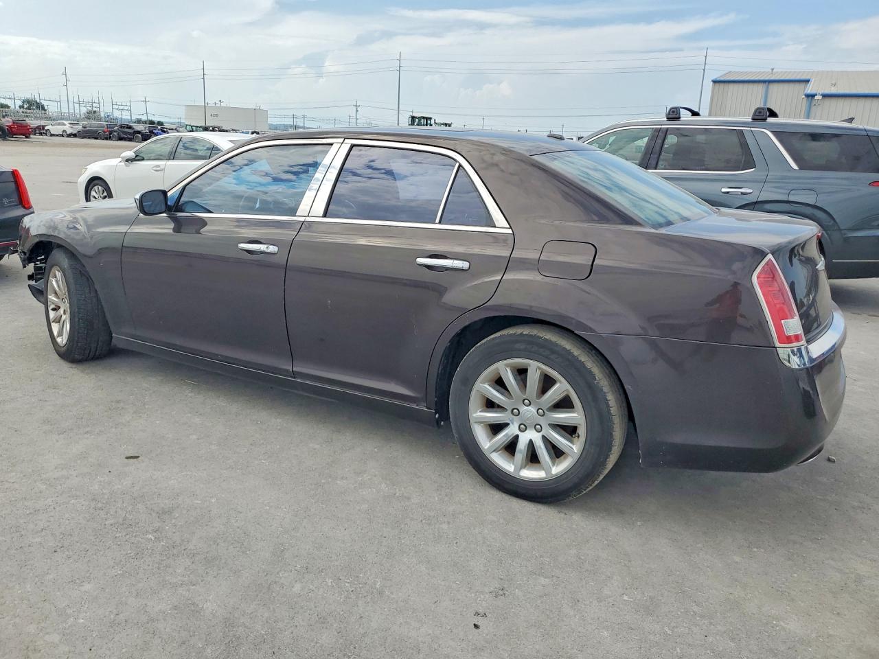 2012 Chrysler 300 Limited Maroon vin: 2C3CCACG9CH135114
