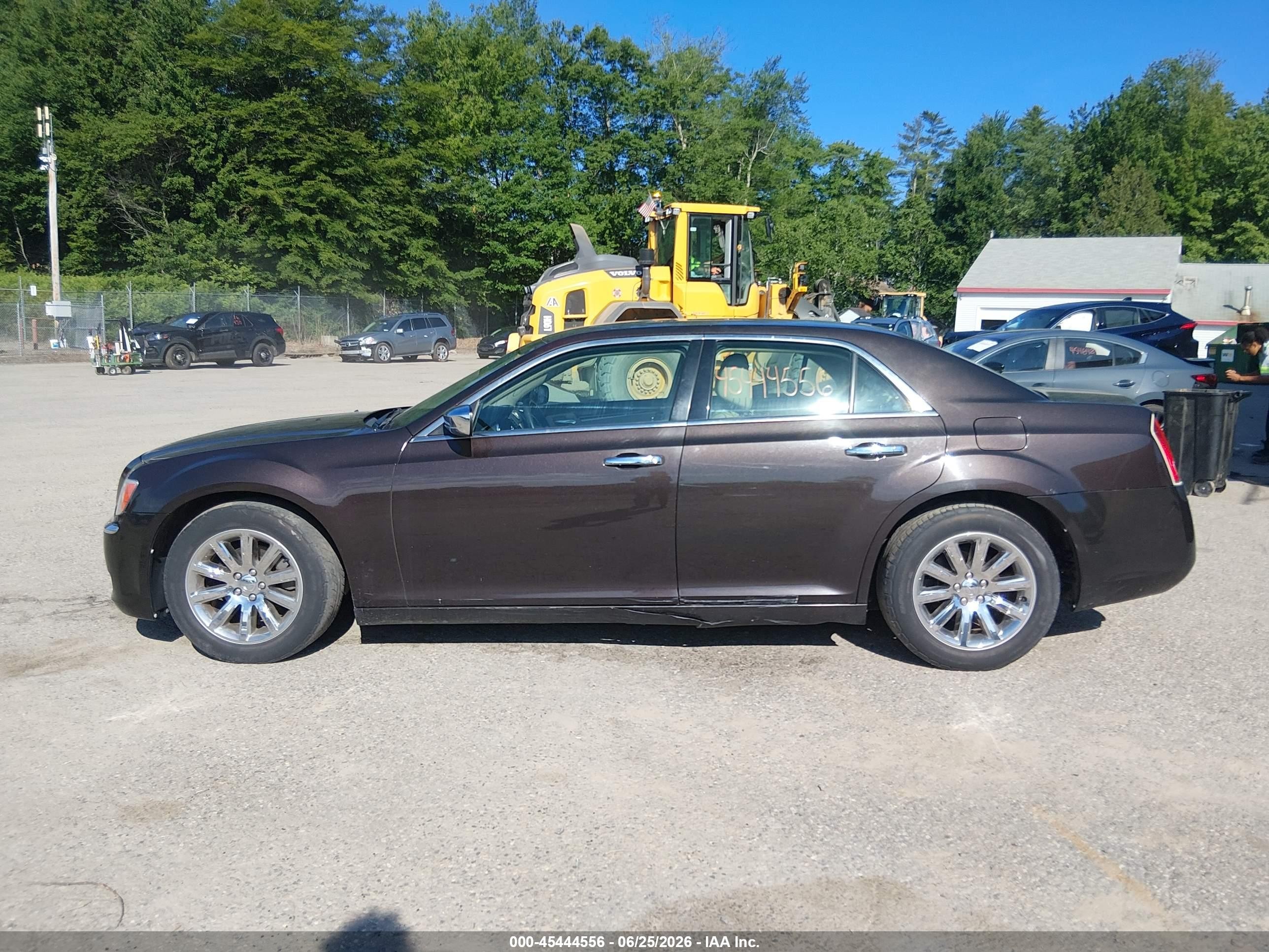 2012 Chrysler 300 Limited Dark Brown vin: 2C3CCACG9CH174494
