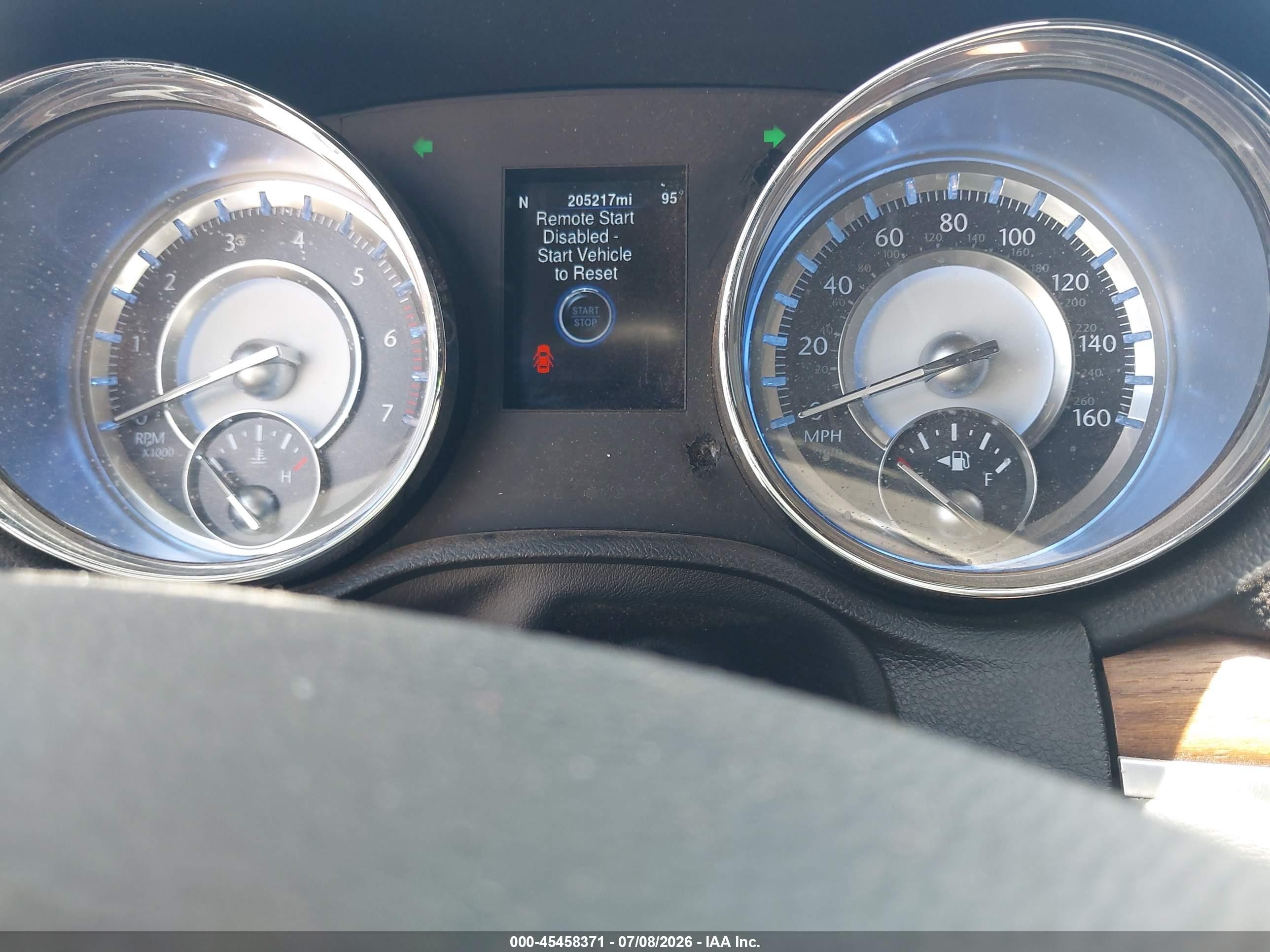 2013 Chrysler 300c John Varvatos Luxury Edition Черный vin: 2C3CCADT3DH627554
