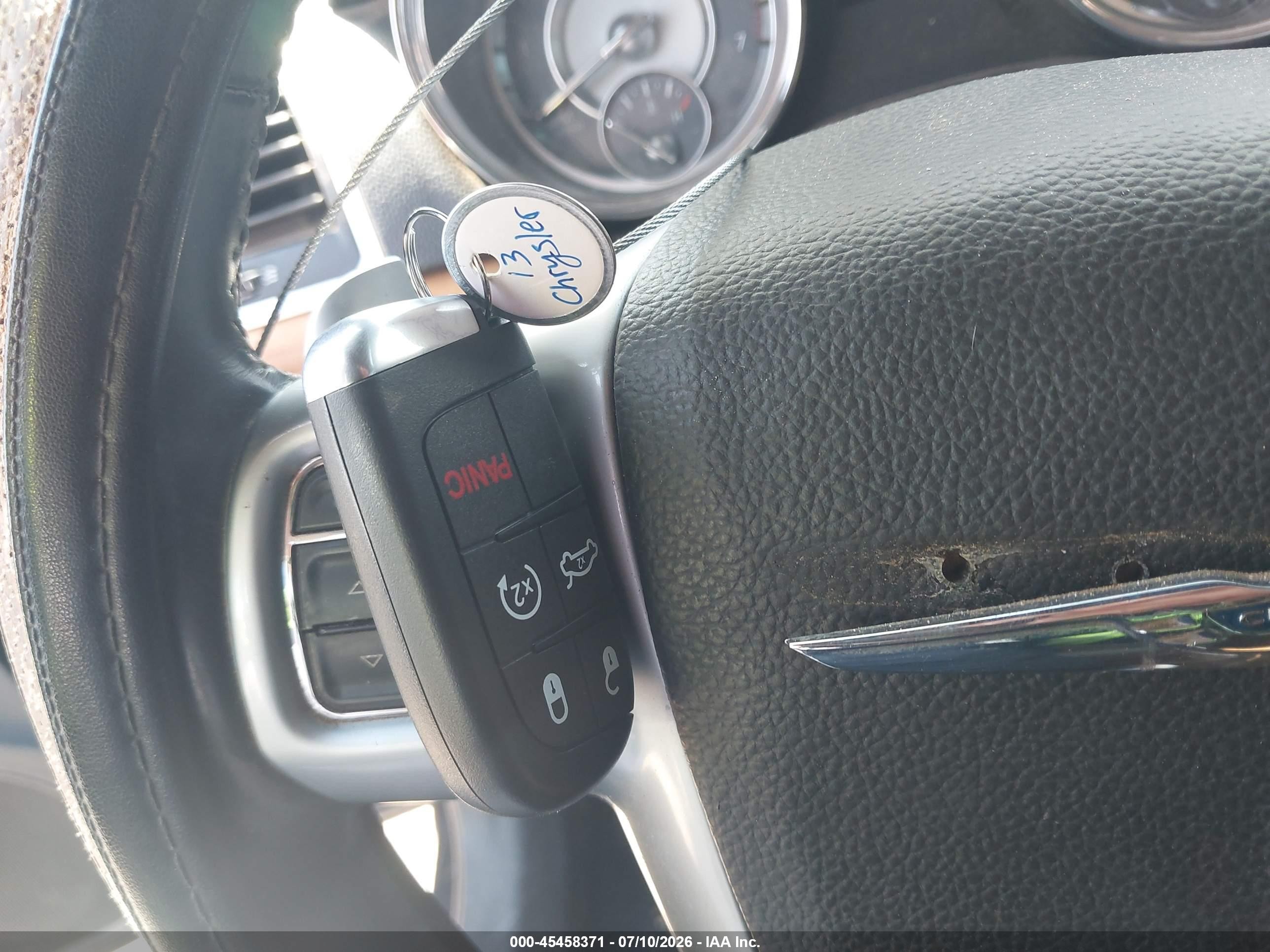 2013 Chrysler 300c John Varvatos Luxury Edition Черный vin: 2C3CCADT3DH627554