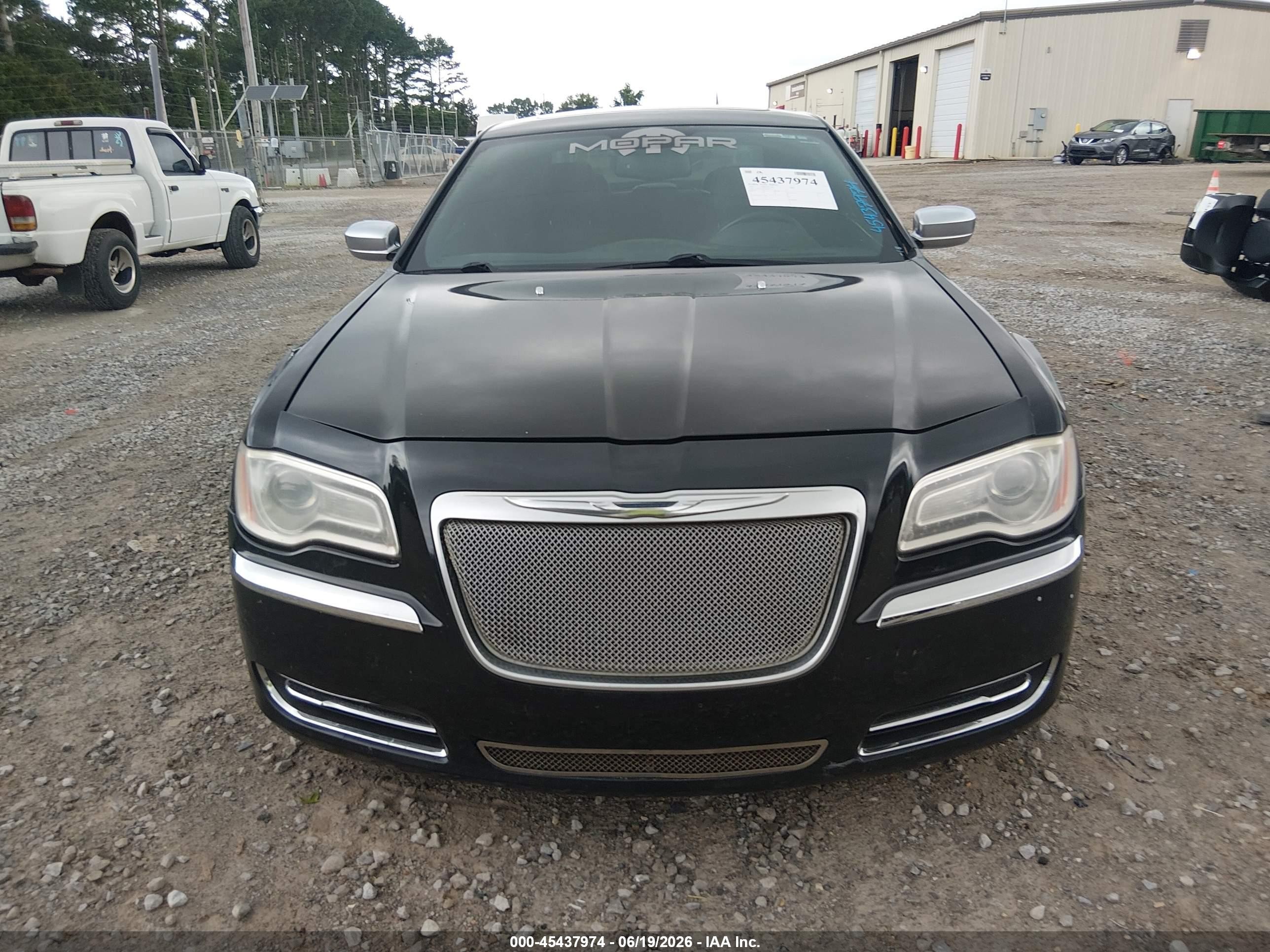 2013 Chrysler 300c John Varvatos Luxury Edition Black vin: 2C3CCADT5DH703551