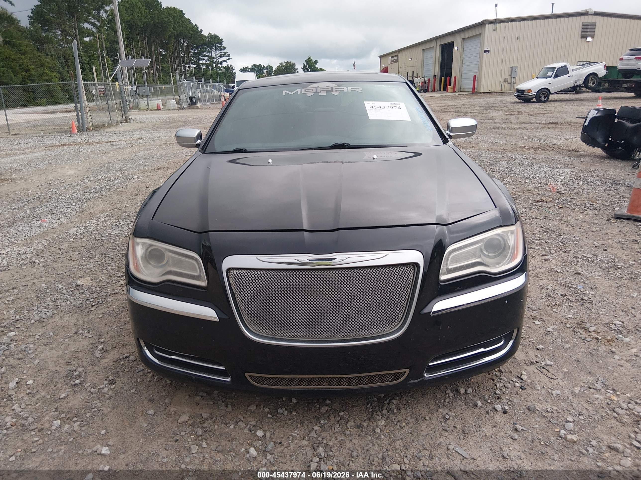 2013 Chrysler 300c John Varvatos Luxury Edition Black vin: 2C3CCADT5DH703551