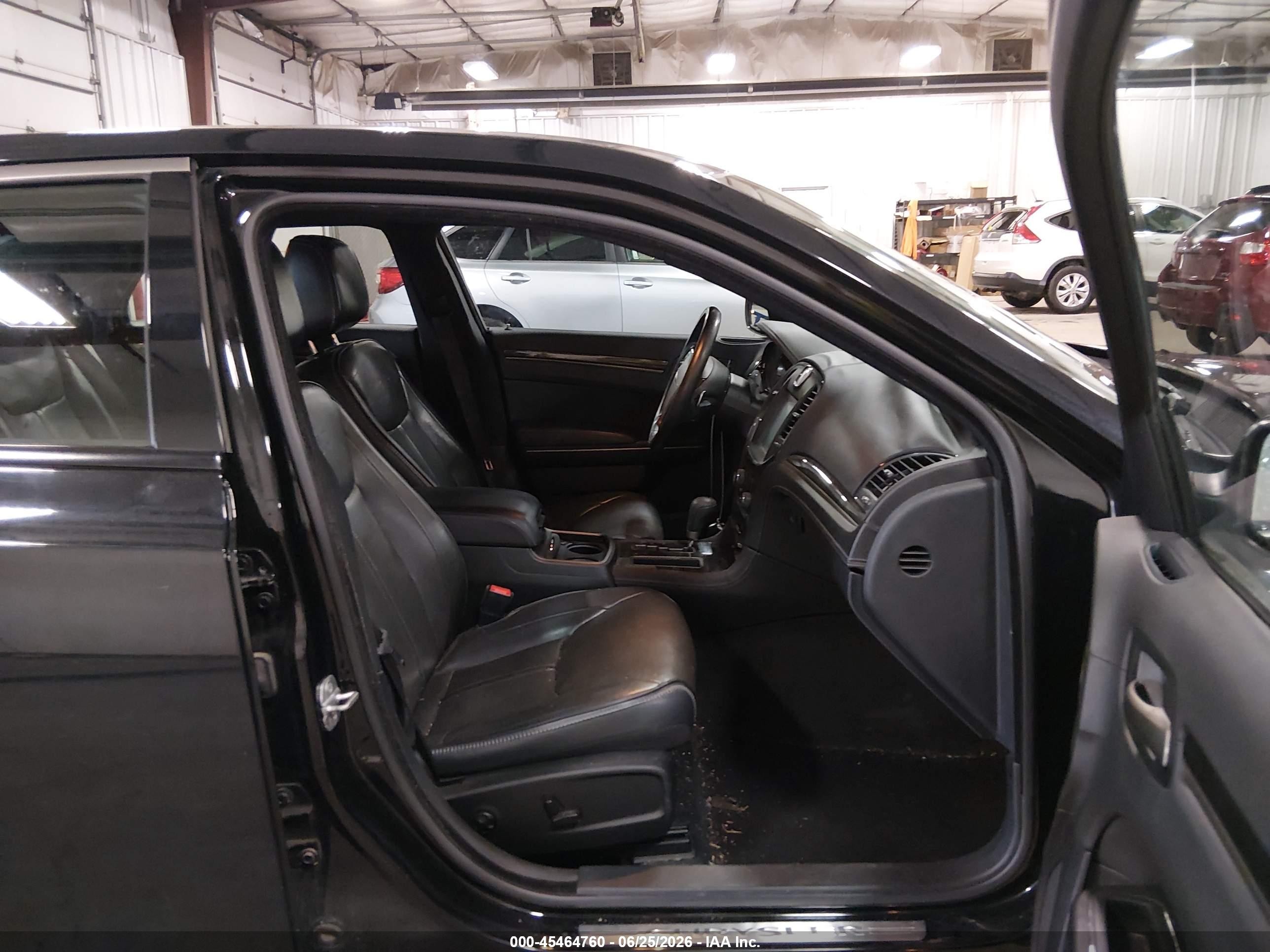 2013 Chrysler 300c John Varvatos Limited Edition Black vin: 2C3CCADT8DH686423