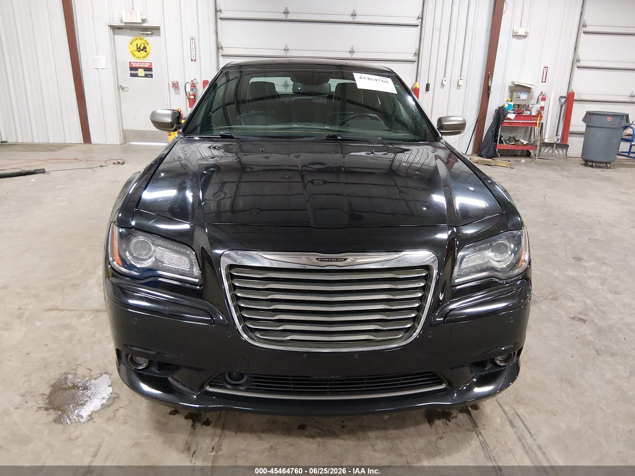 2013 Chrysler 300c John Varvatos Limited Edition Black vin: 2C3CCADT8DH686423