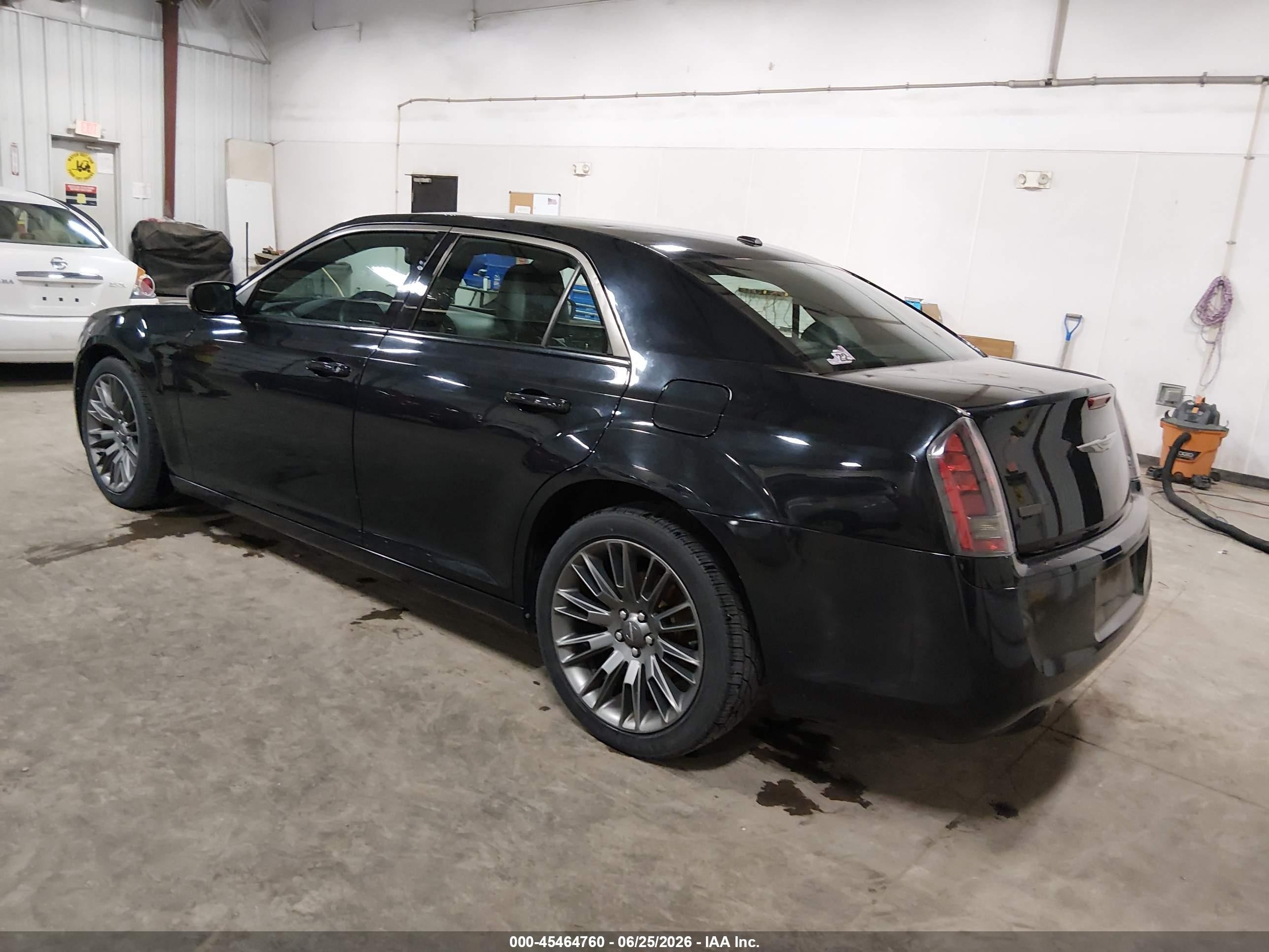 2013 Chrysler 300c John Varvatos Limited Edition Black vin: 2C3CCADT8DH686423