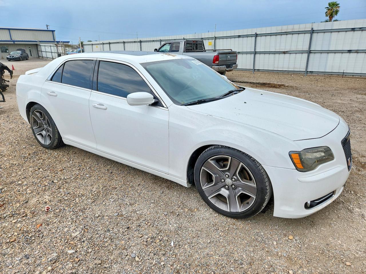 2012 Chrysler 300 S White vin: 2C3CCADTXCH115627