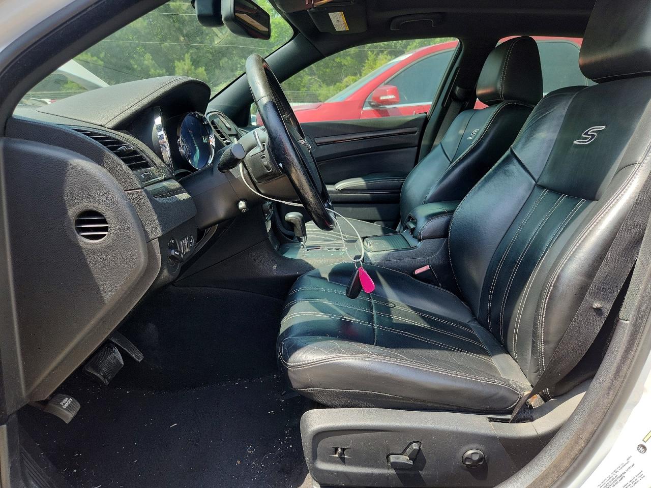 2012 Chrysler 300 S White vin: 2C3CCADTXCH232799