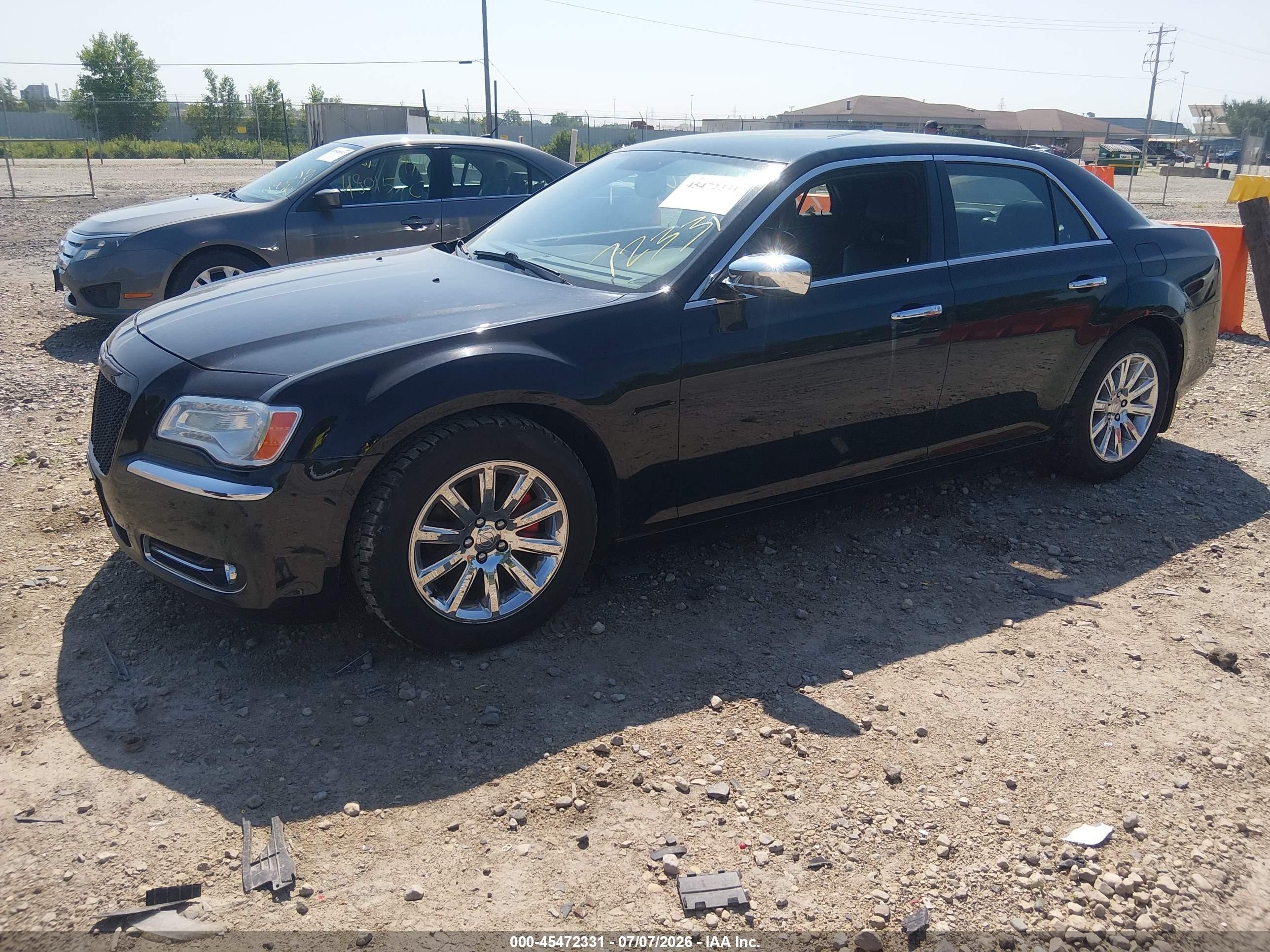 2013 Chrysler 300c   Black vin: 2C3CCAEG1DH504109