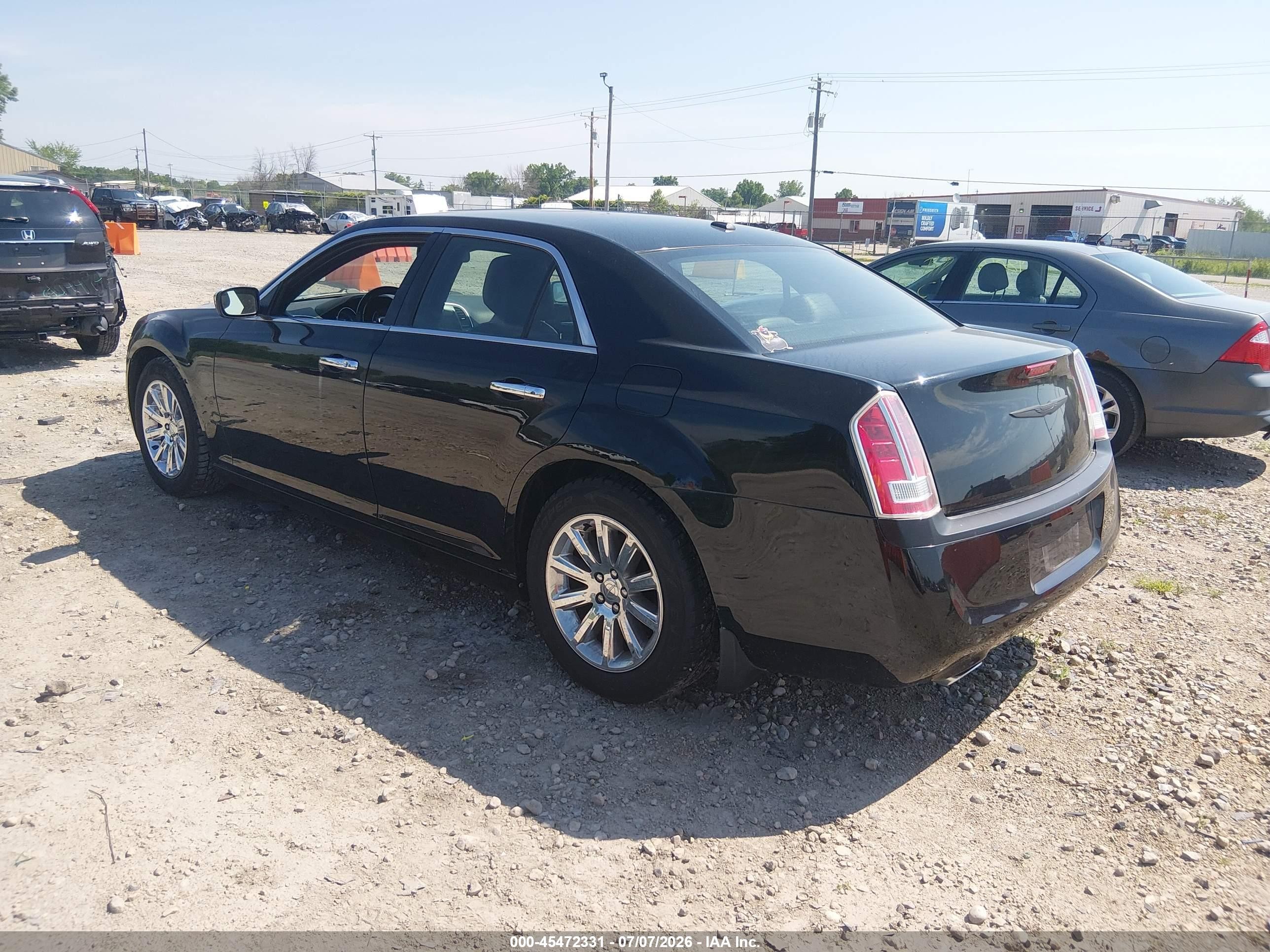 2013 Chrysler 300c   Black vin: 2C3CCAEG1DH504109