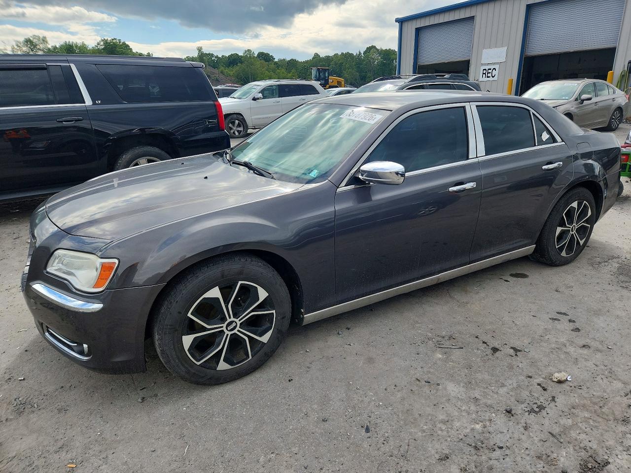 2013 Chrysler 300c Silver vin: 2C3CCAEG1DH728299