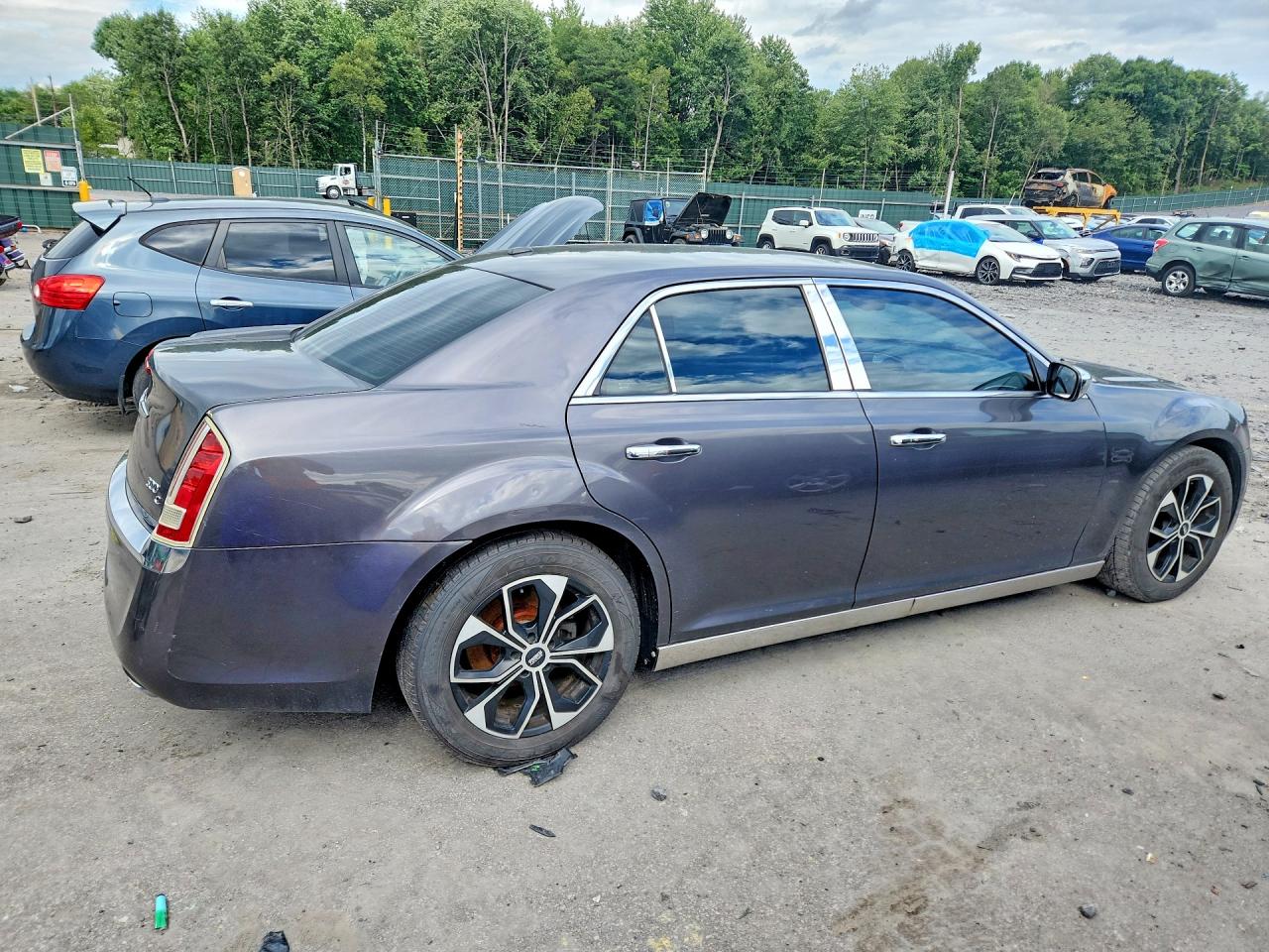 2013 Chrysler 300c Silver vin: 2C3CCAEG1DH728299