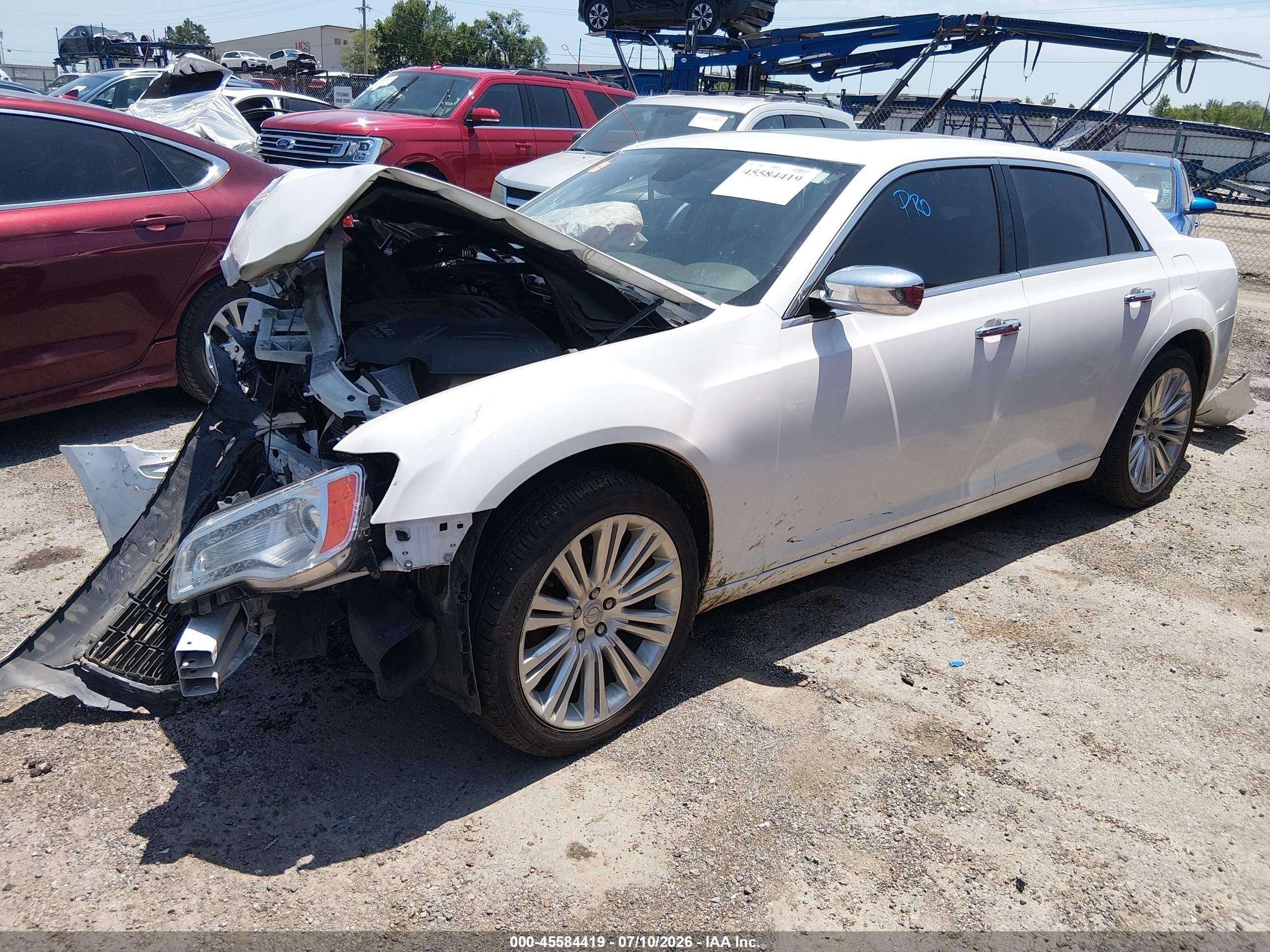 2014 Chrysler 300c   Белый vin: 2C3CCAEG1EH355153