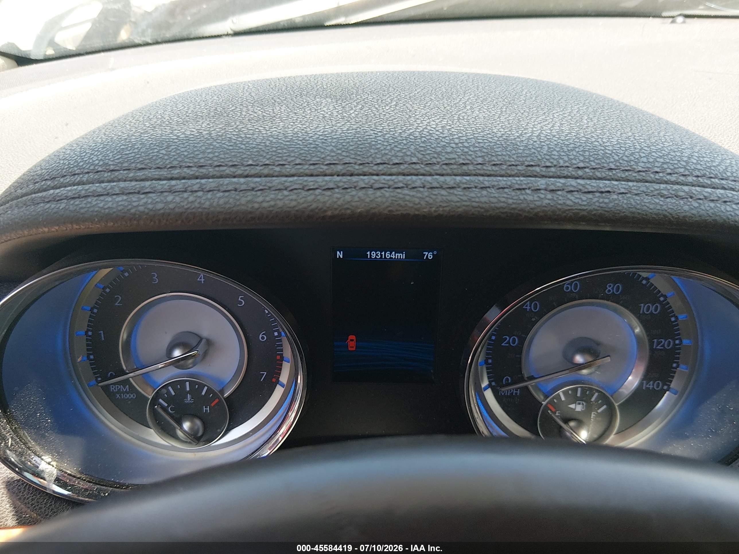 2014 Chrysler 300c   Белый vin: 2C3CCAEG1EH355153