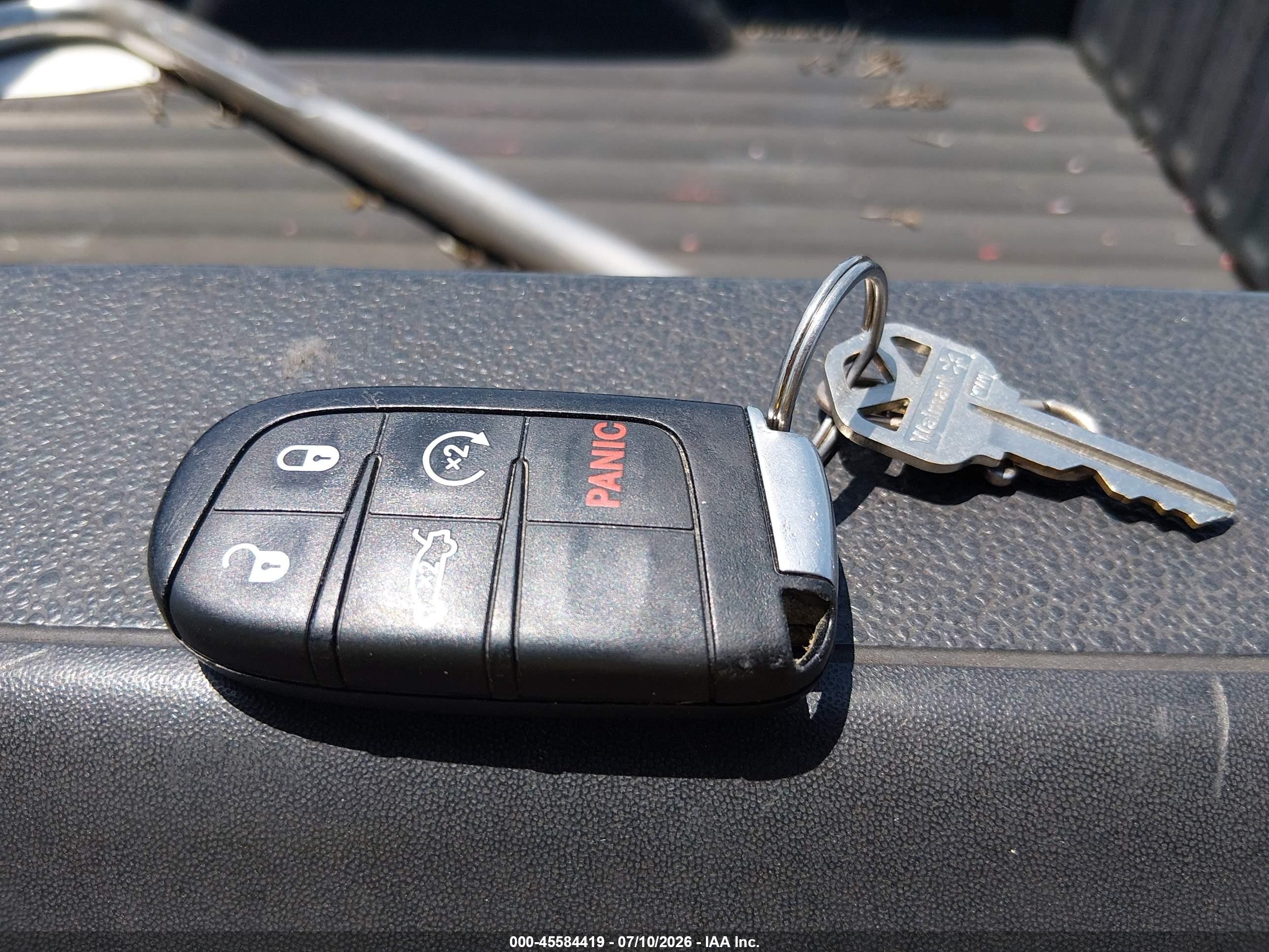 2014 Chrysler 300c   Белый vin: 2C3CCAEG1EH355153