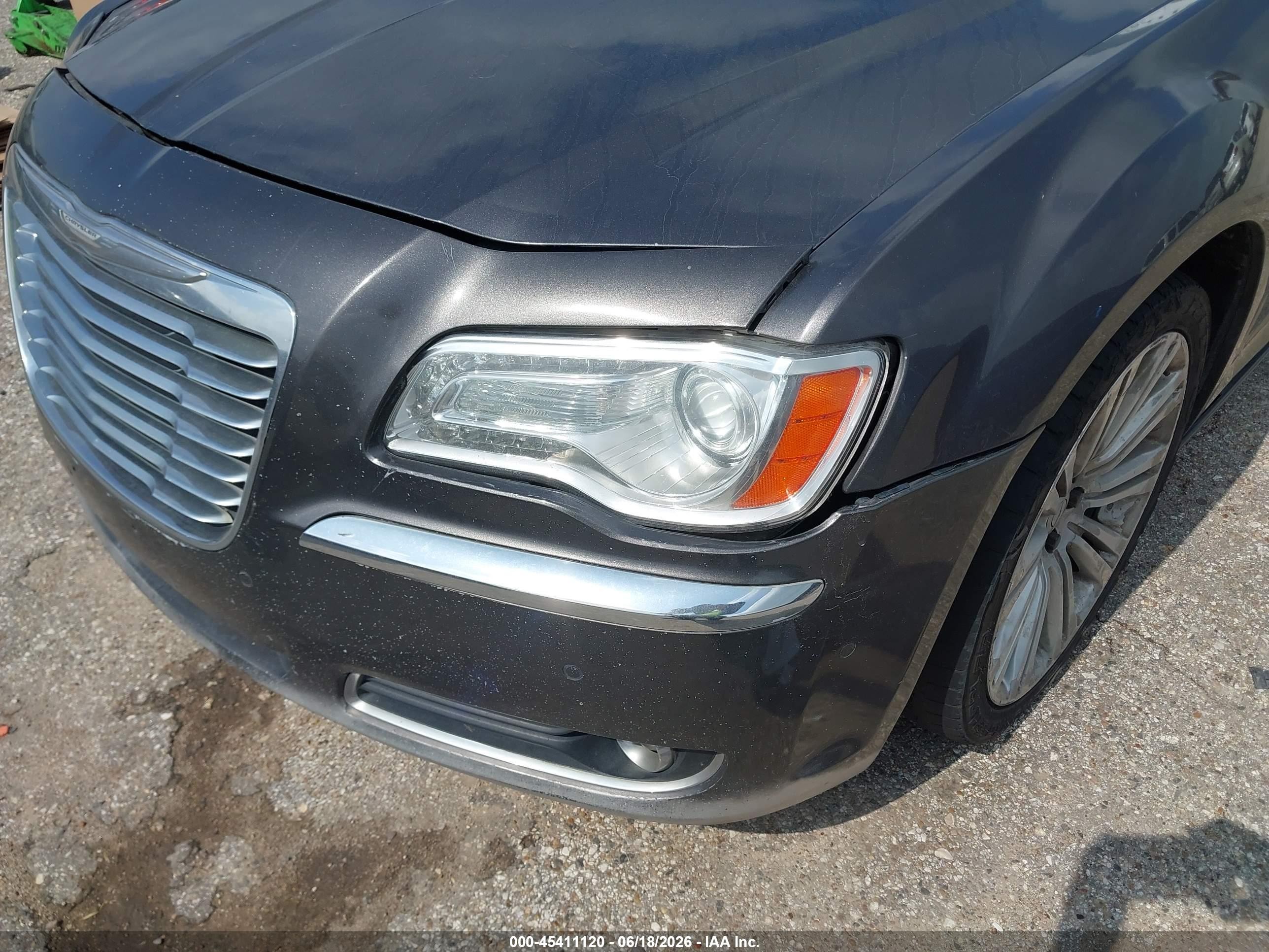 2014 Chrysler 300c   Gray vin: 2C3CCAEG1EH377556