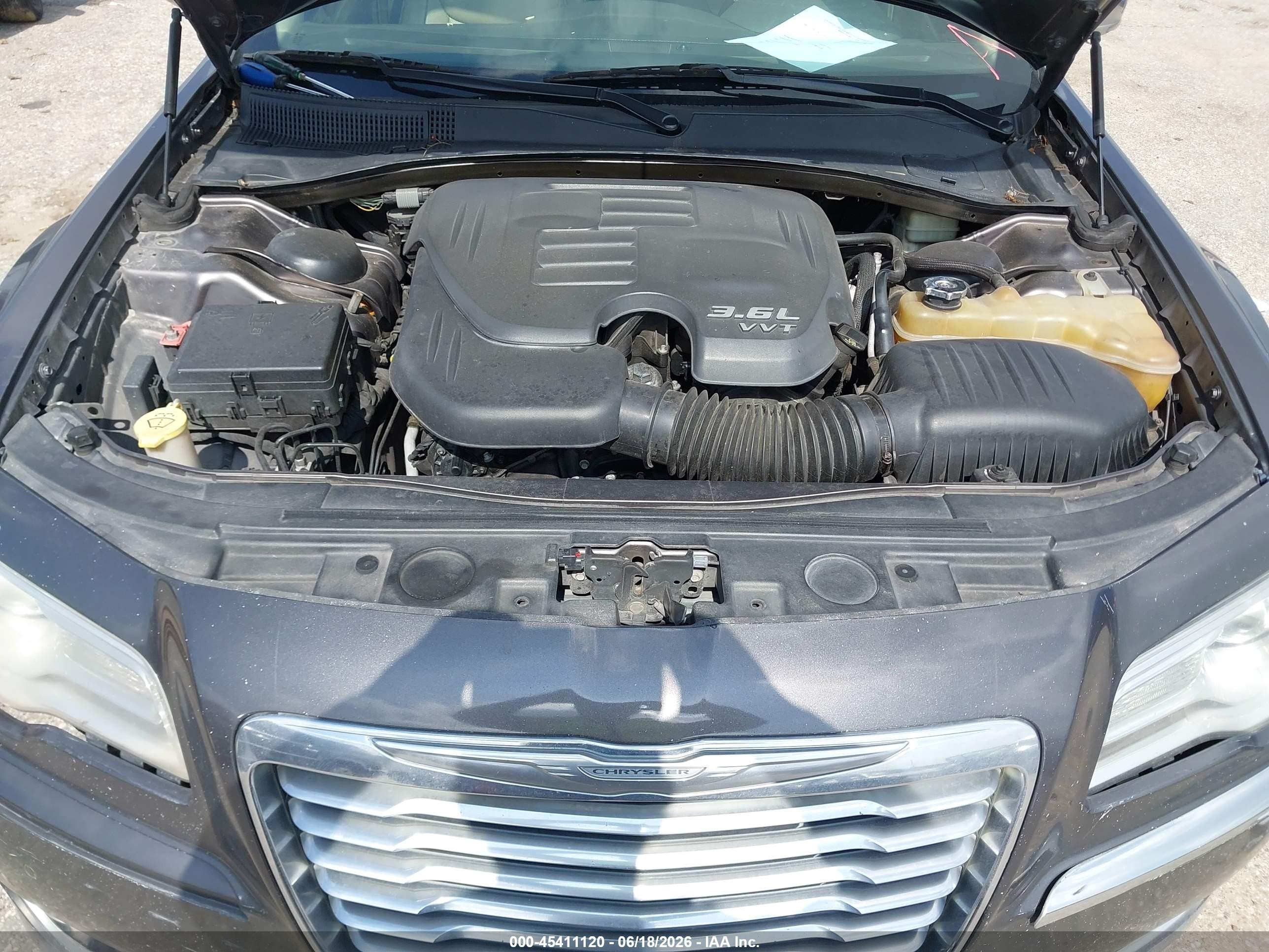 2014 Chrysler 300c   Gray vin: 2C3CCAEG1EH377556