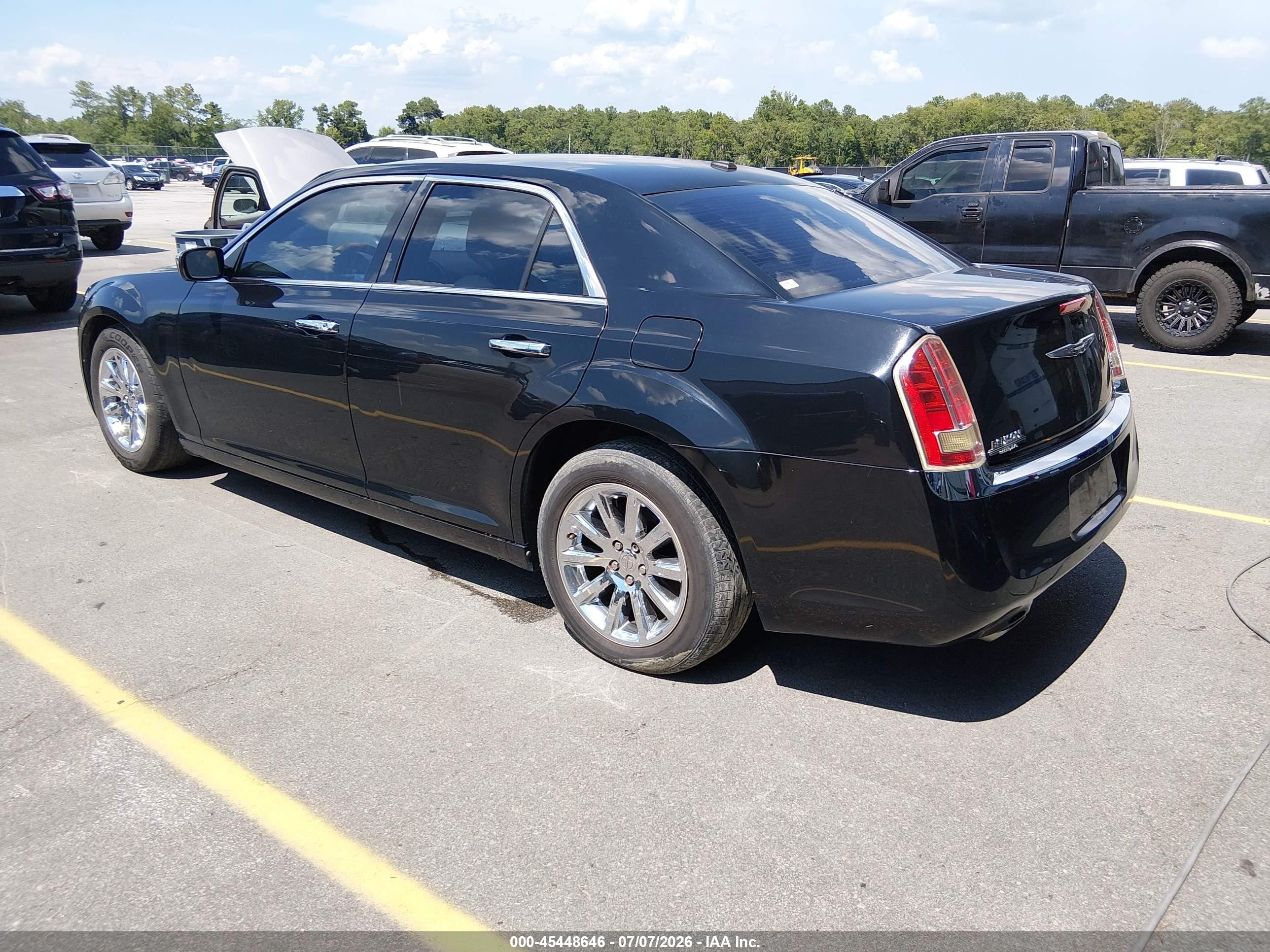 2014 Chrysler 300c   Black vin: 2C3CCAEG2EH189807