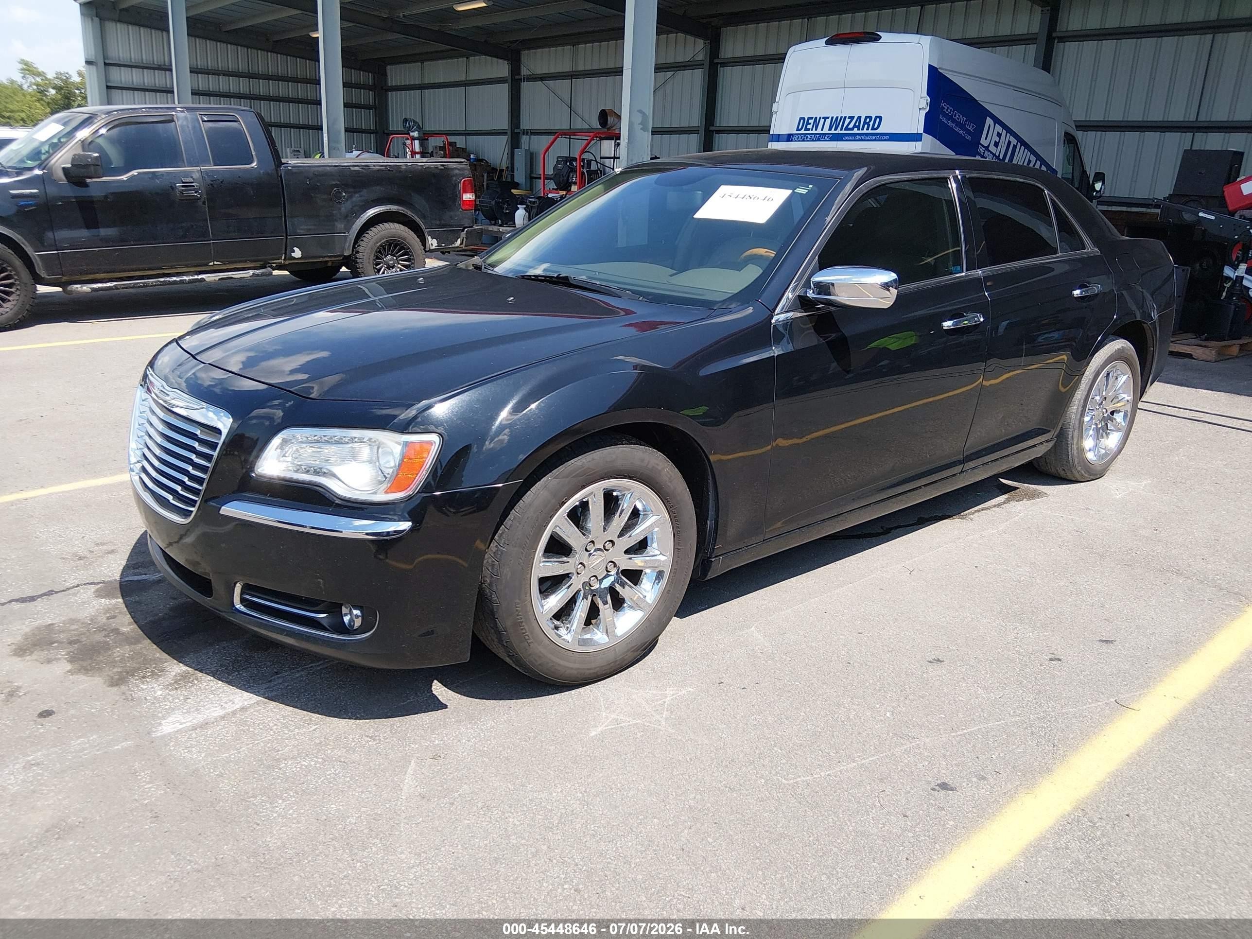 2014 Chrysler 300c   Black vin: 2C3CCAEG2EH189807