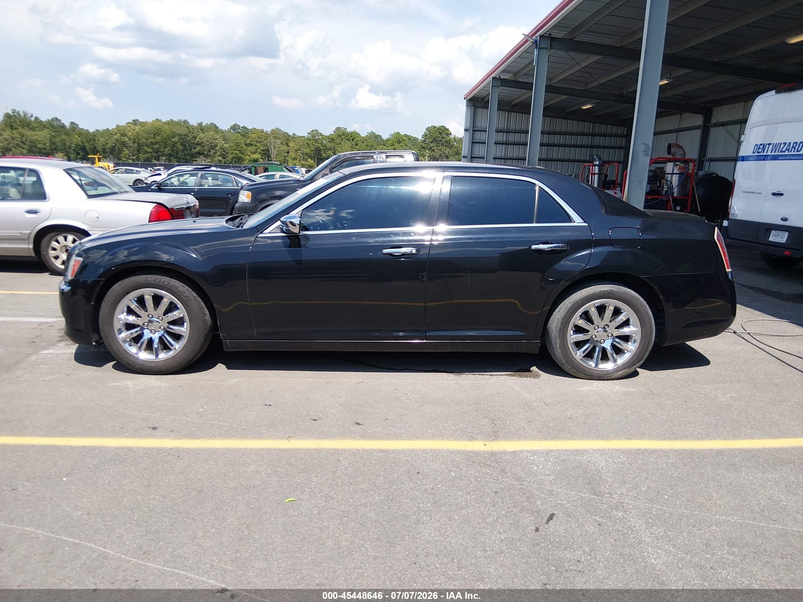 2014 Chrysler 300c   Black vin: 2C3CCAEG2EH189807