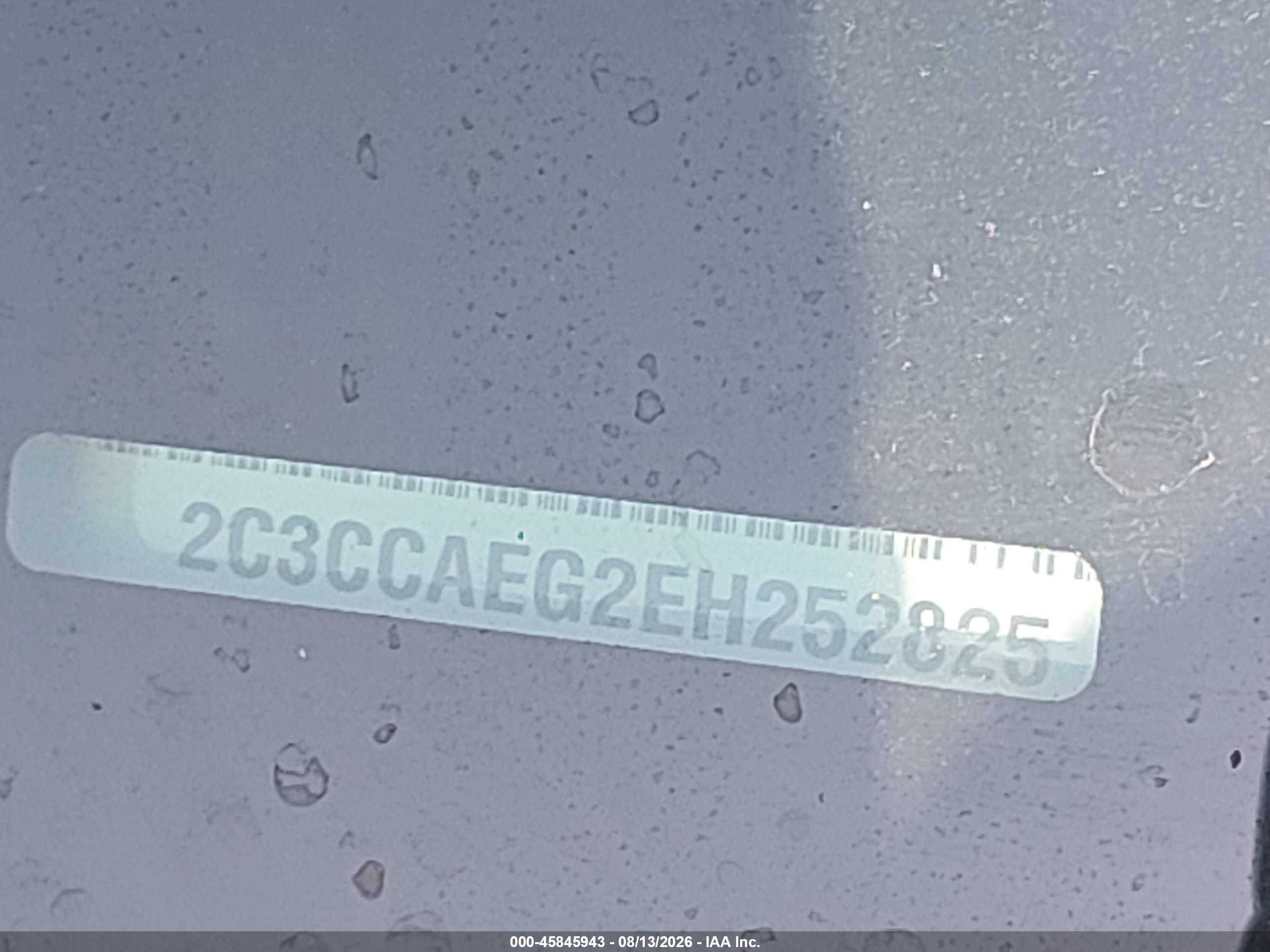 2014 Chrysler 300c   White vin: 2C3CCAEG2EH252825