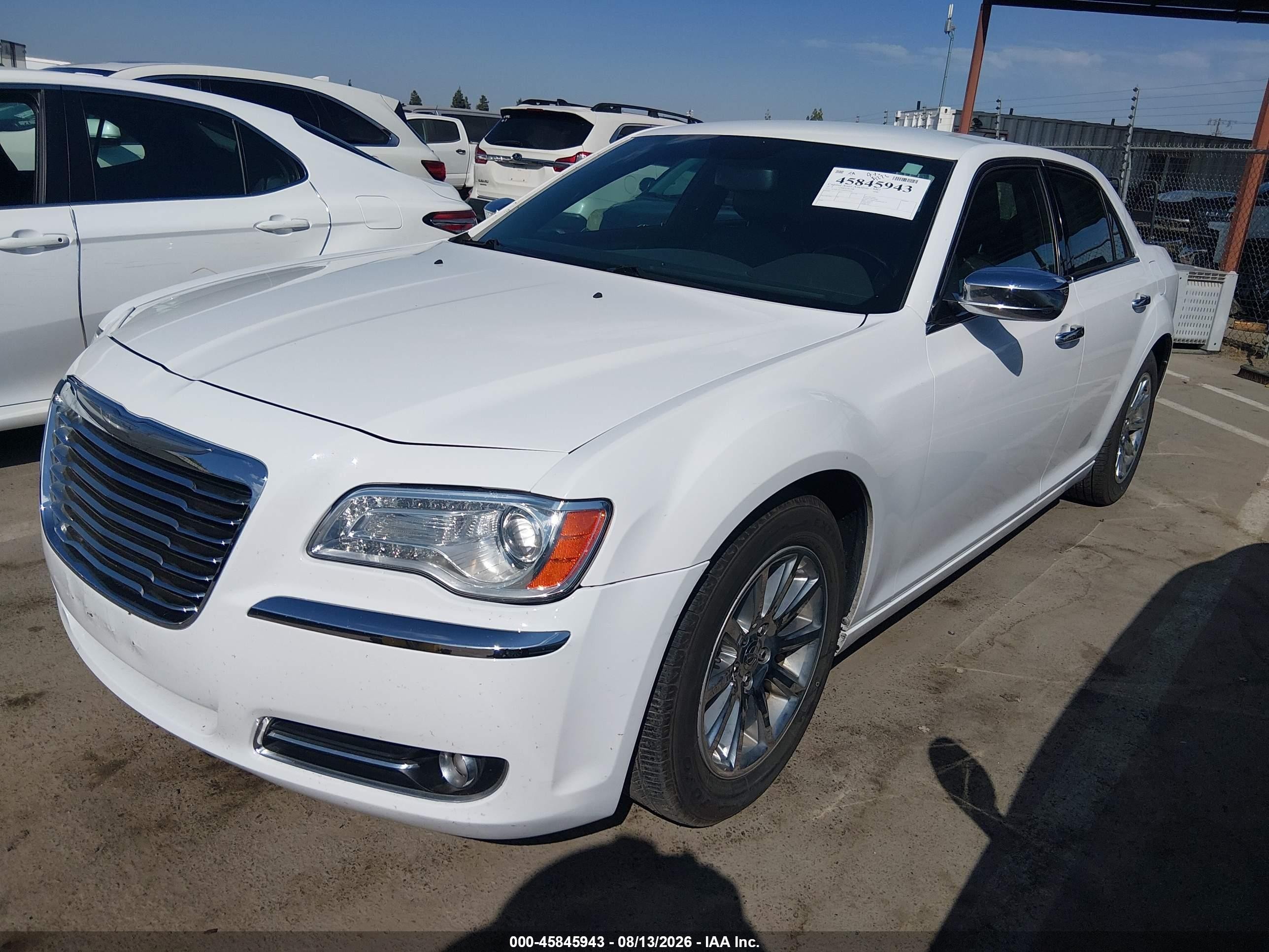 2014 Chrysler 300c   White vin: 2C3CCAEG2EH252825