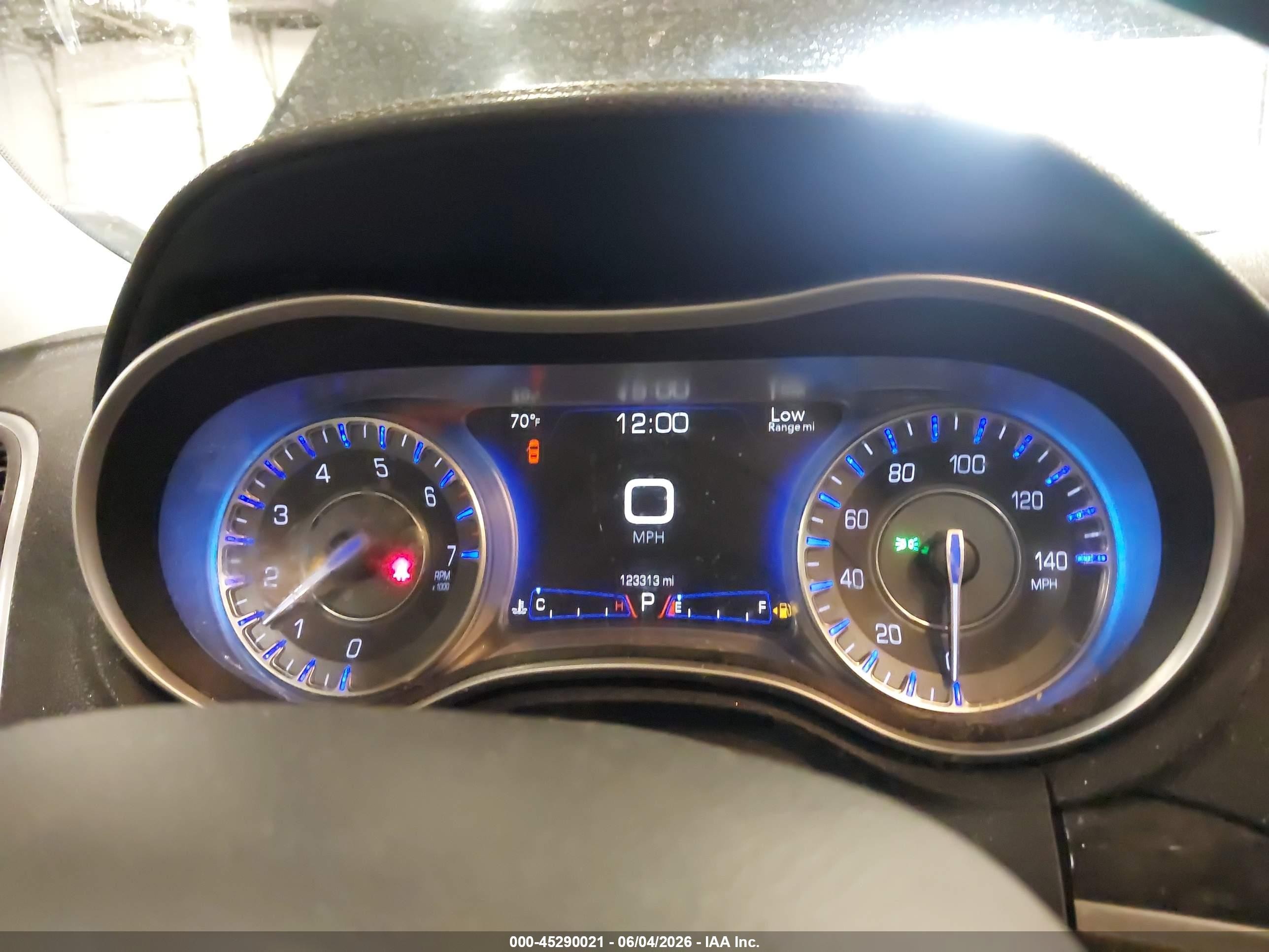 2015 Chrysler 300c   Black vin: 2C3CCAEG2FH766126